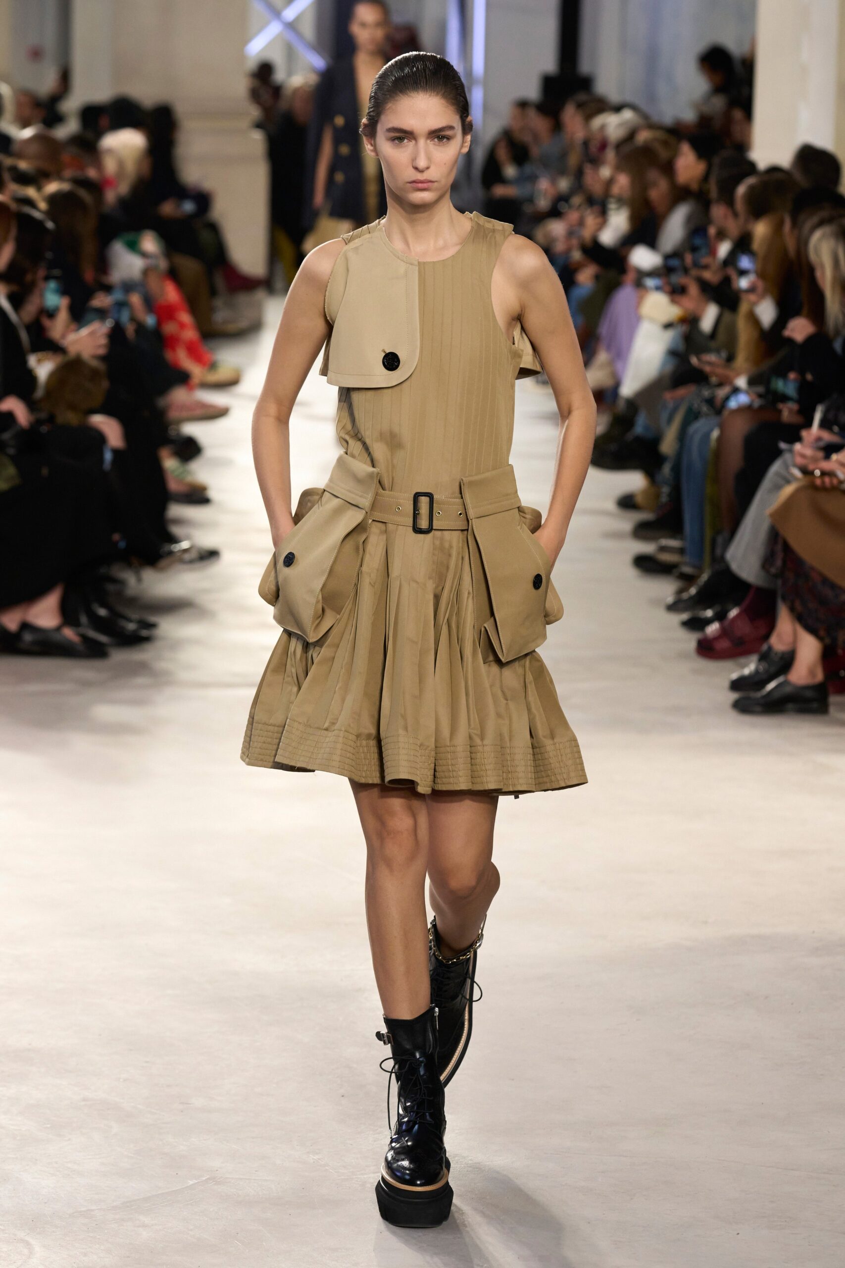Sacai S/S 23 Look 19