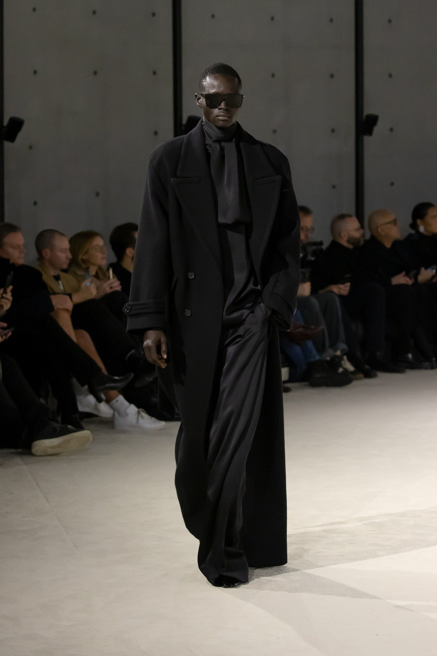 Saint Laurent F/W 23 Menswear Look 19