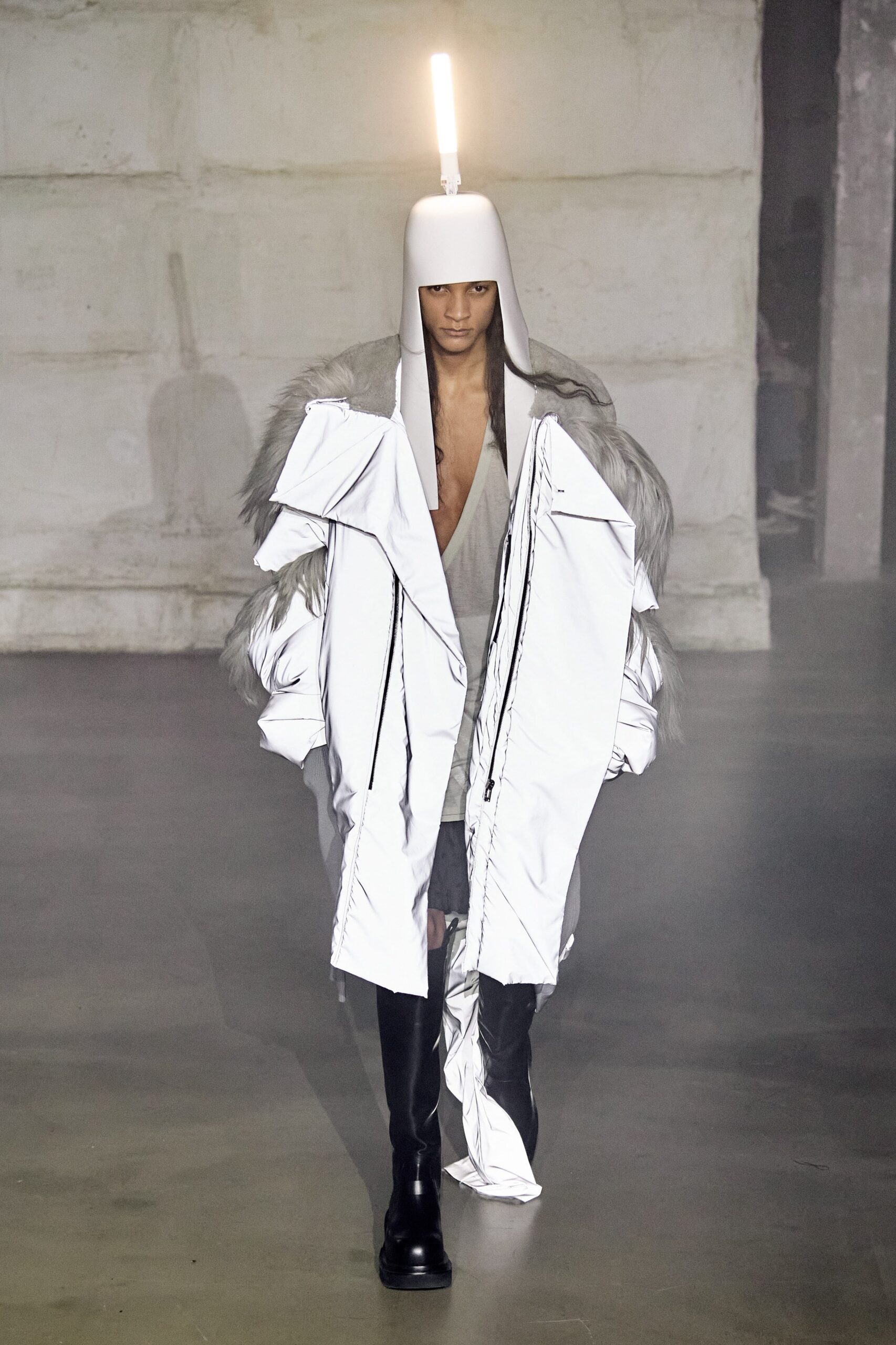 Rick Owens F/W 22 Menswear Look 20