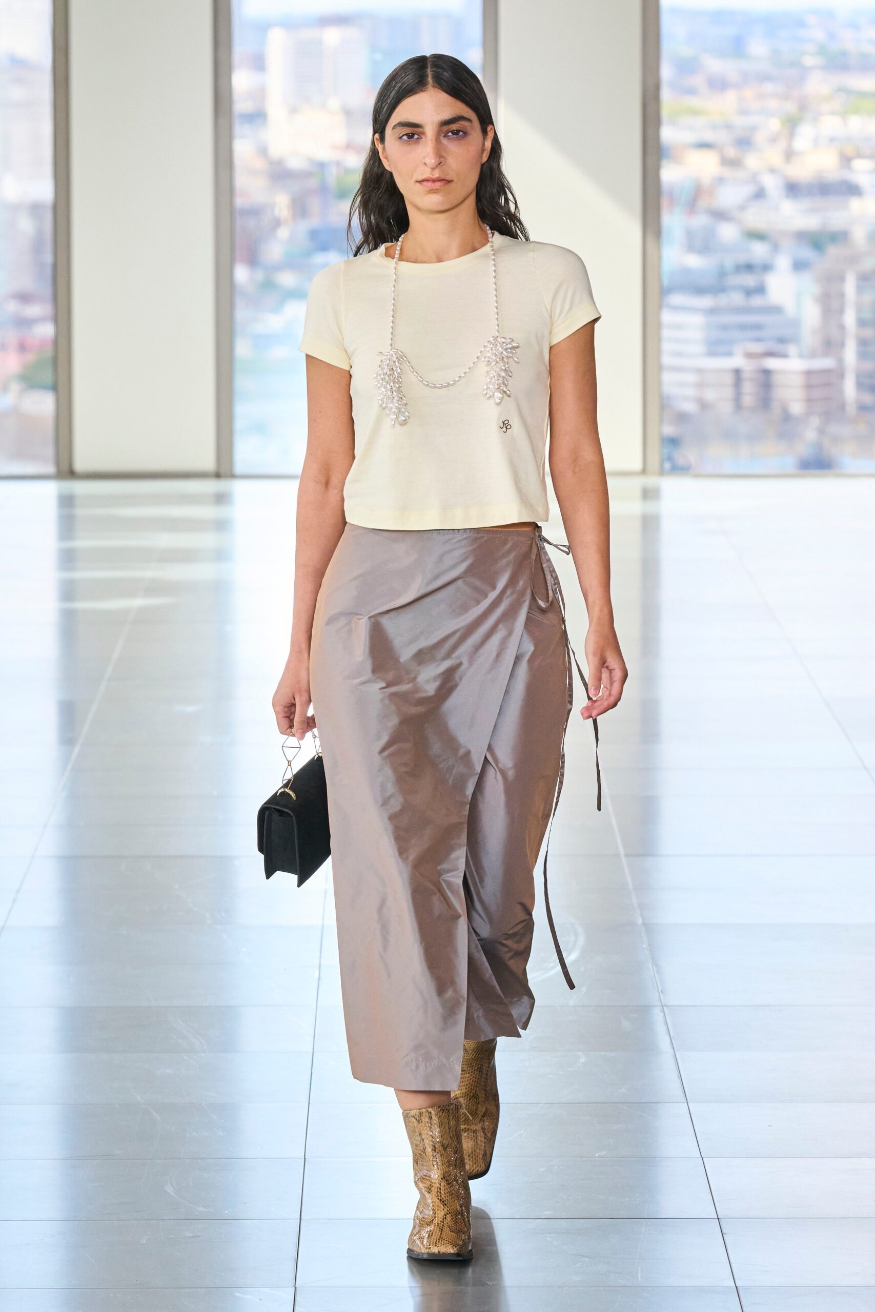 Rejina Pyo S/S 23 Look 20