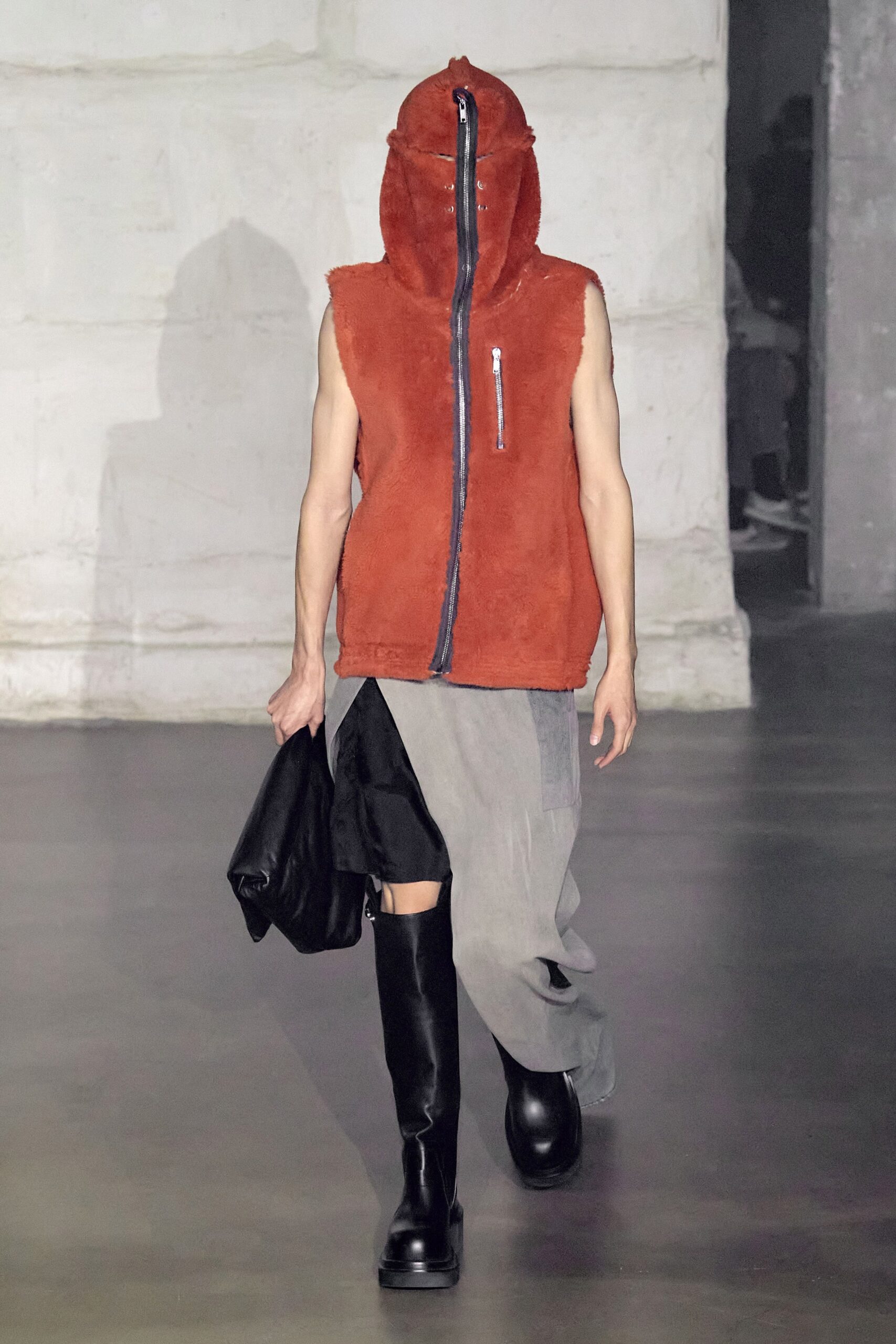 Rick Owens F/W 22 Menswear Look 21