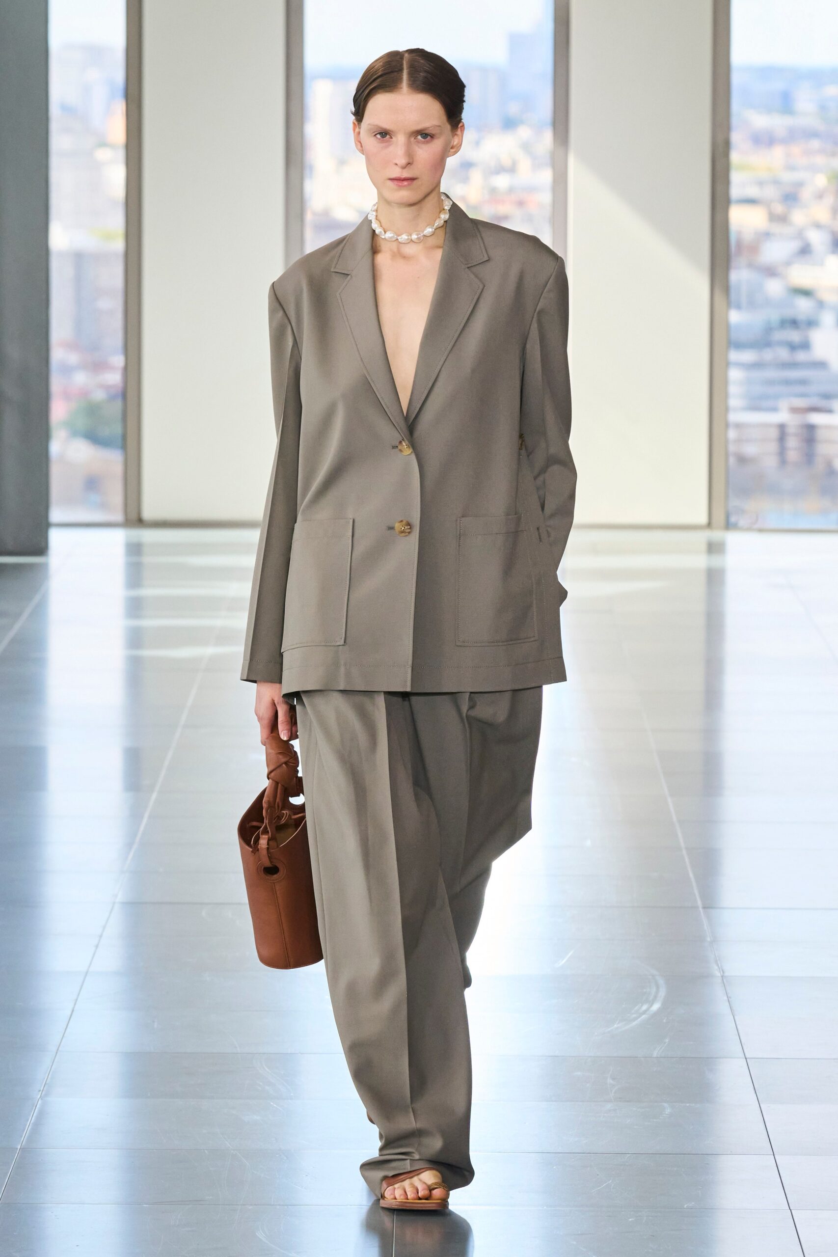 Rejina Pyo S/S 23 Look 21