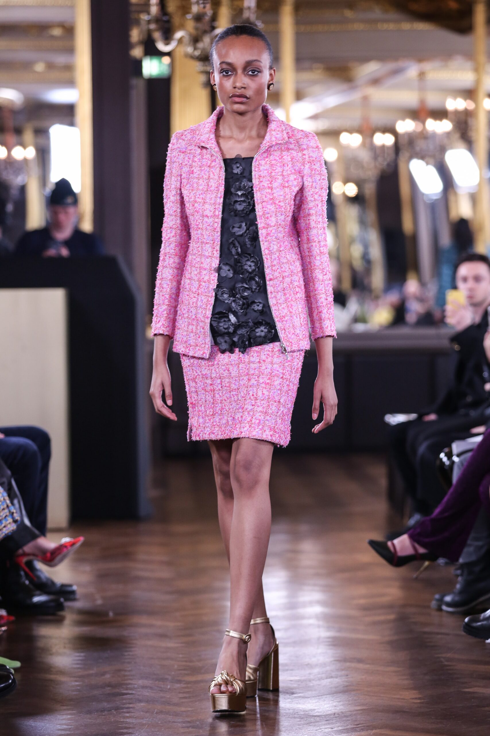 Rue Agthonis F/W 22 Look 21
