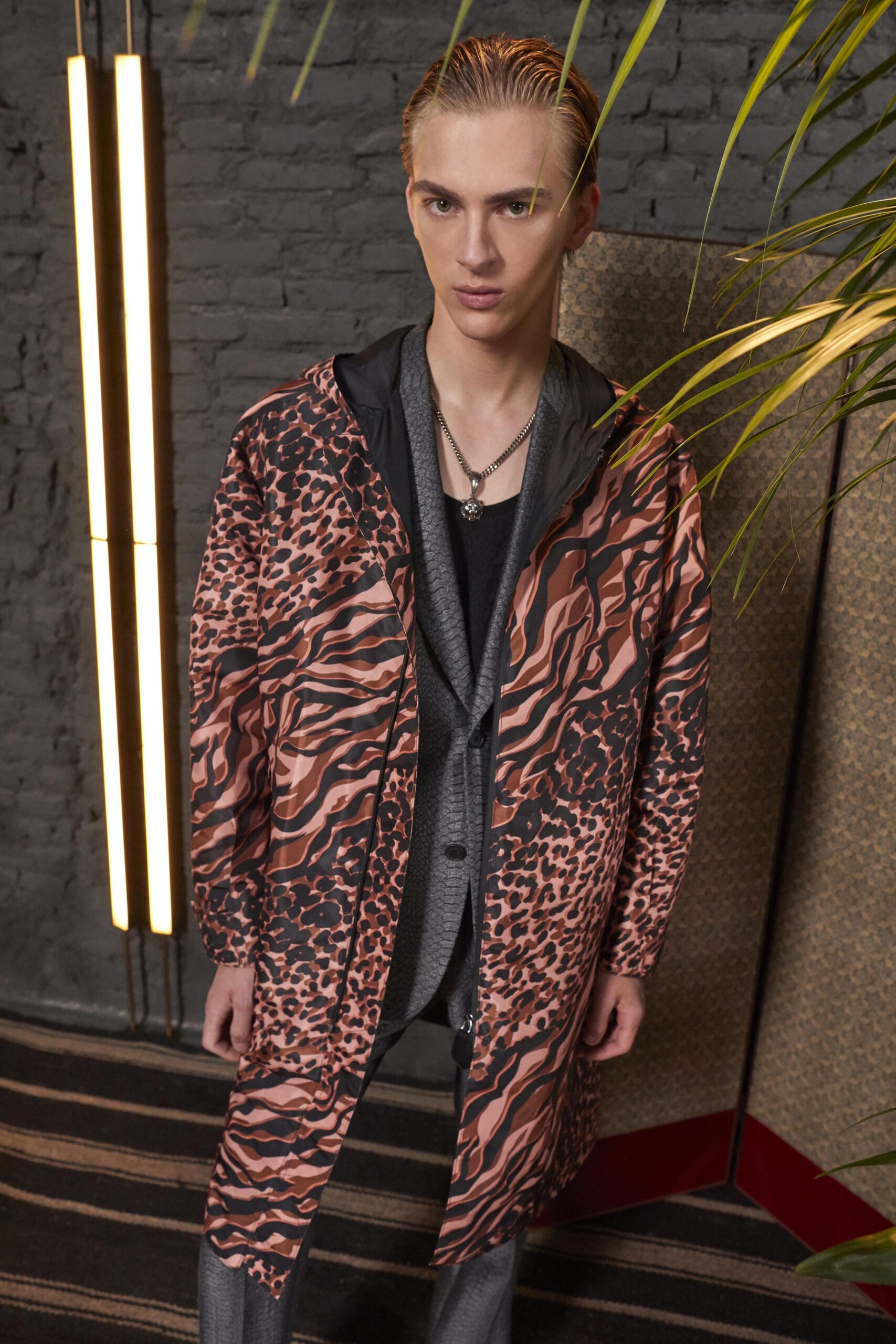 Roberto Cavalli Resort 20 Look 22