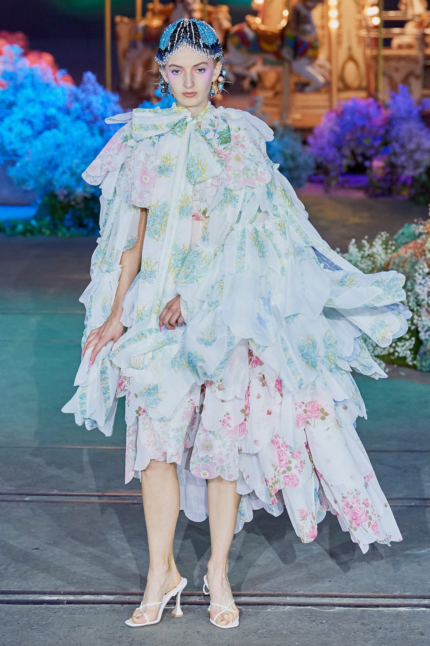 Romance Was Born Australia Resort 22 Look 22