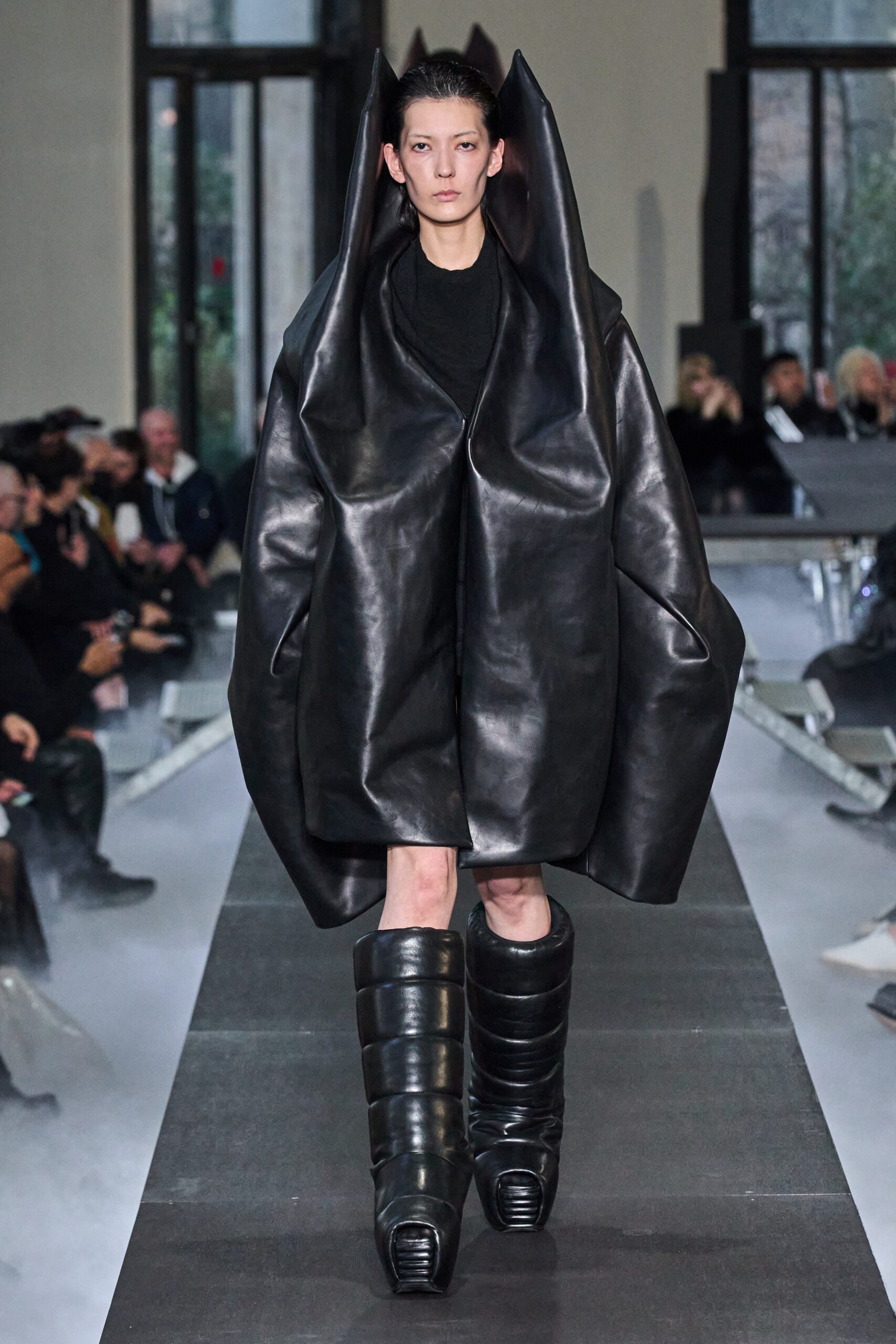 Rick Owens F/W 23 Look 22