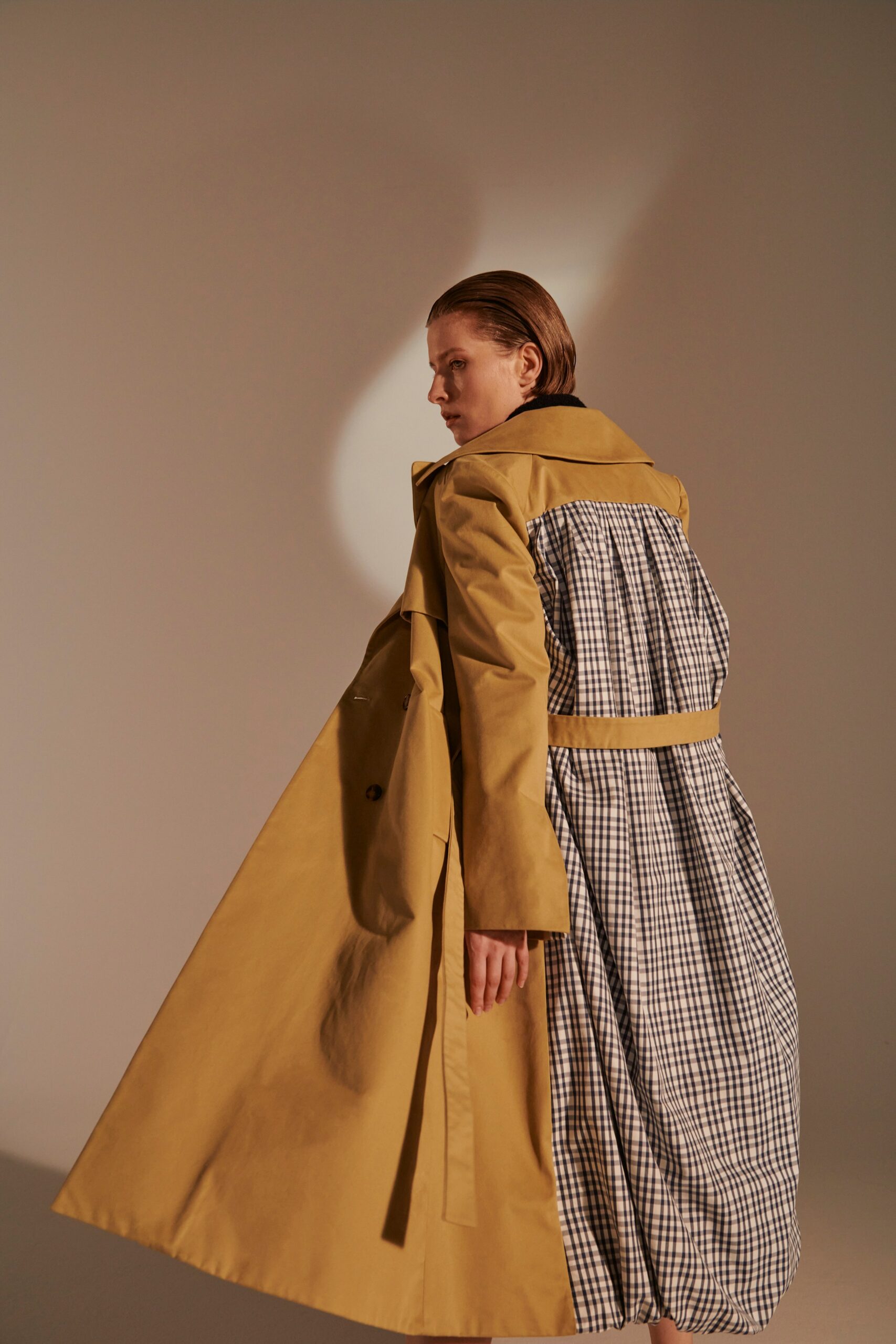 Rosie Assoulin F/W 22 Look 23