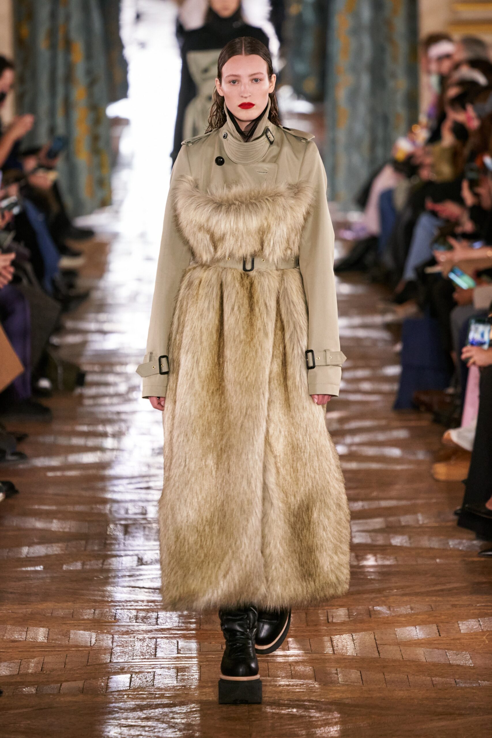 Sacai F/W 22 Look 23