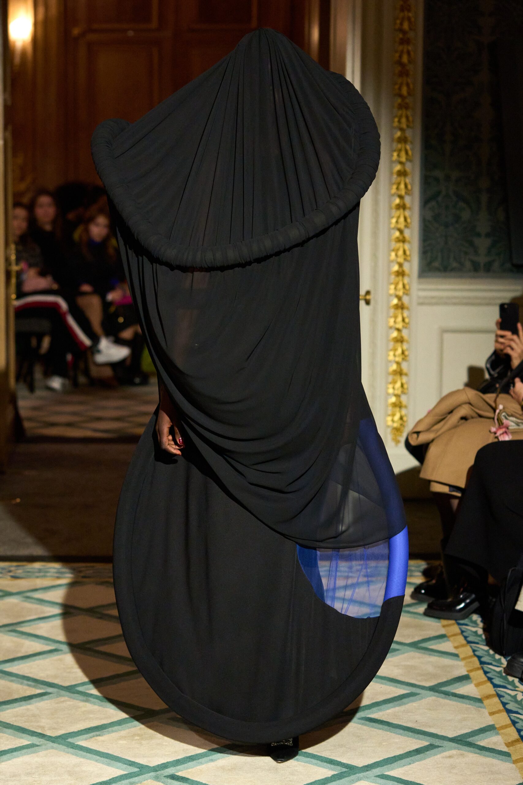 Roksanda F/W 23 Look 24