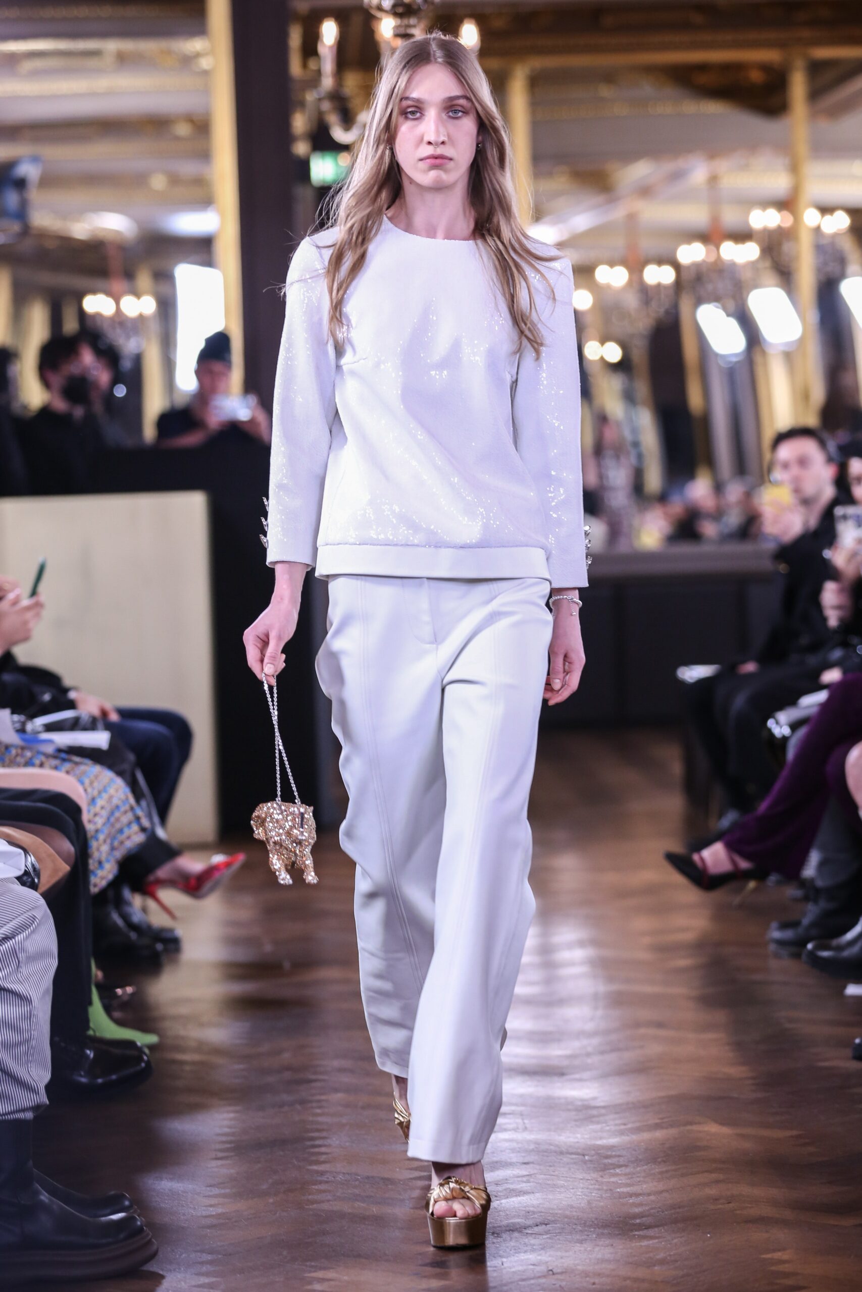 Rue Agthonis F/W 22 Look 24