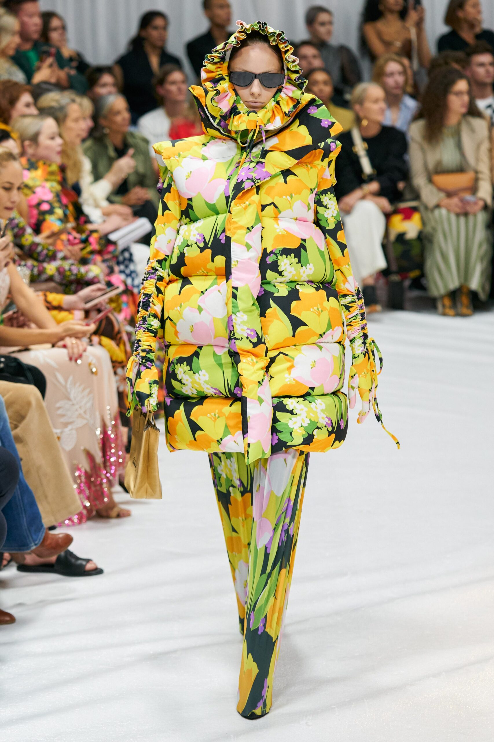 Richard Quinn S/S 22 Look 25