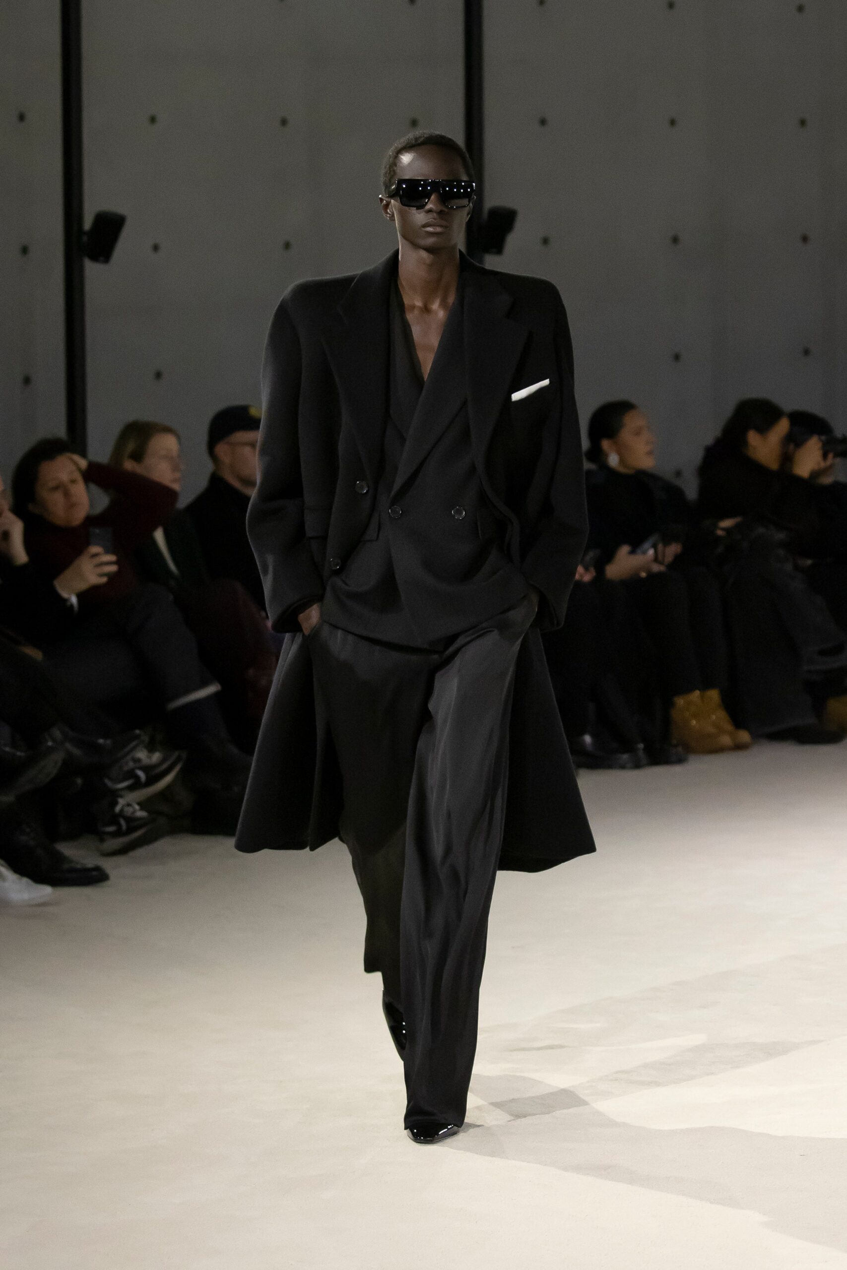 Saint Laurent F/W 23 Menswear Look 25
