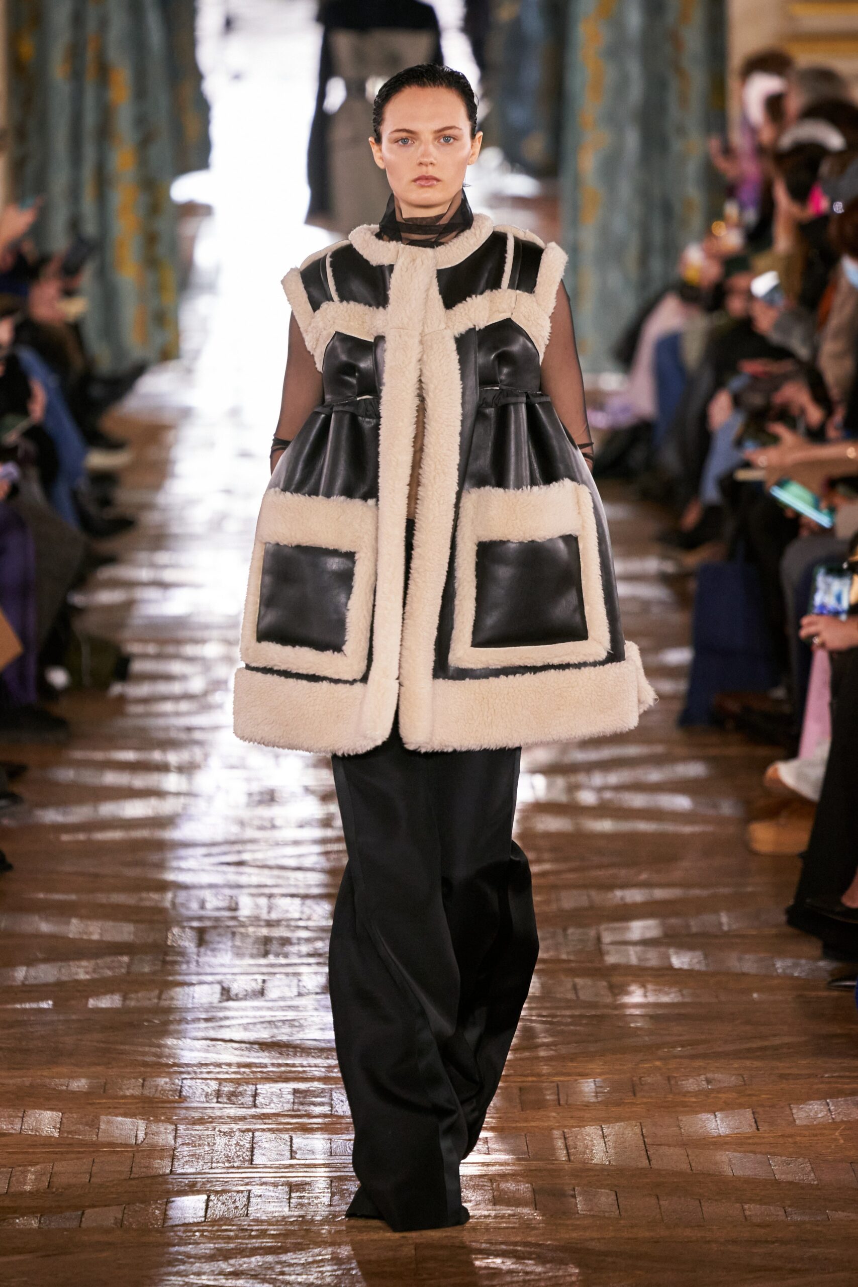 Sacai F/W 22 Look 26