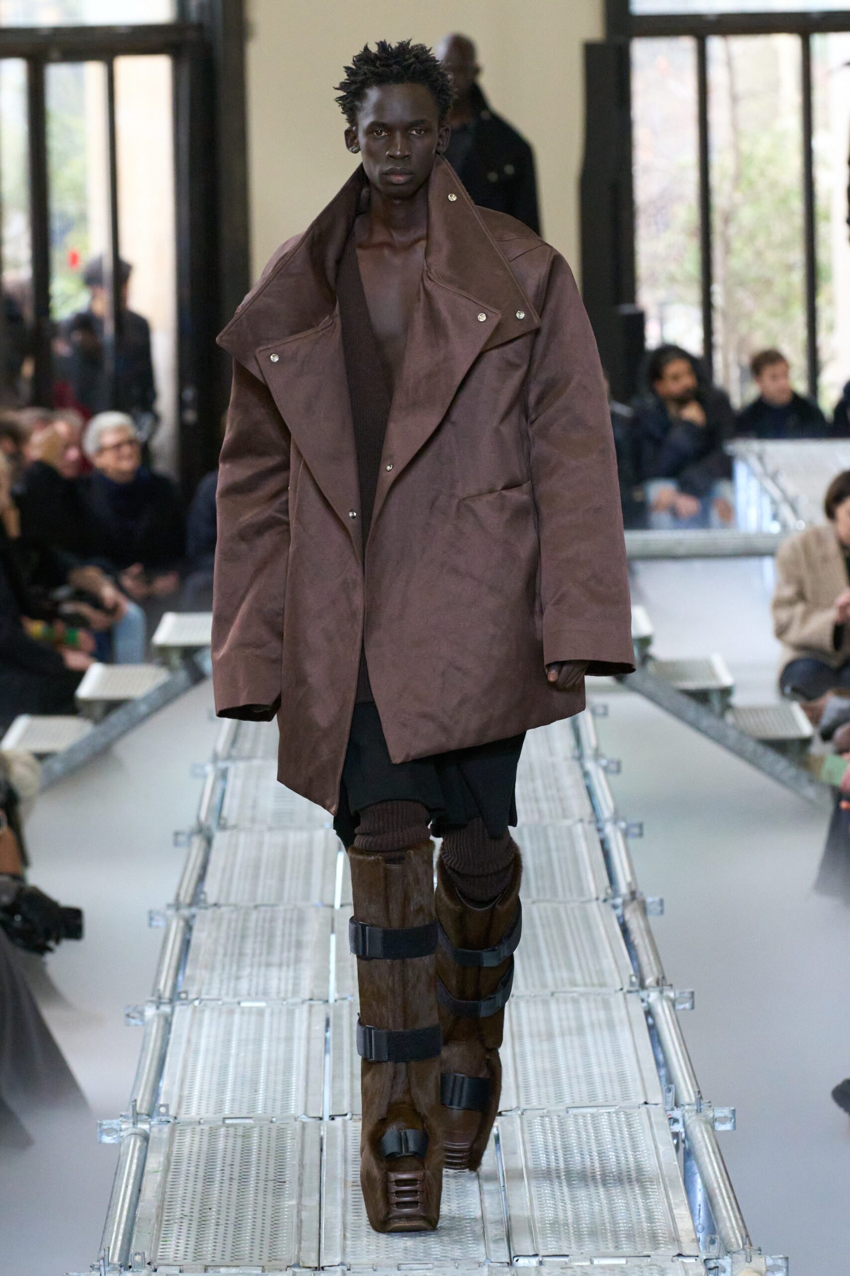 Rick Owens F/W 23 Menswear Look 27