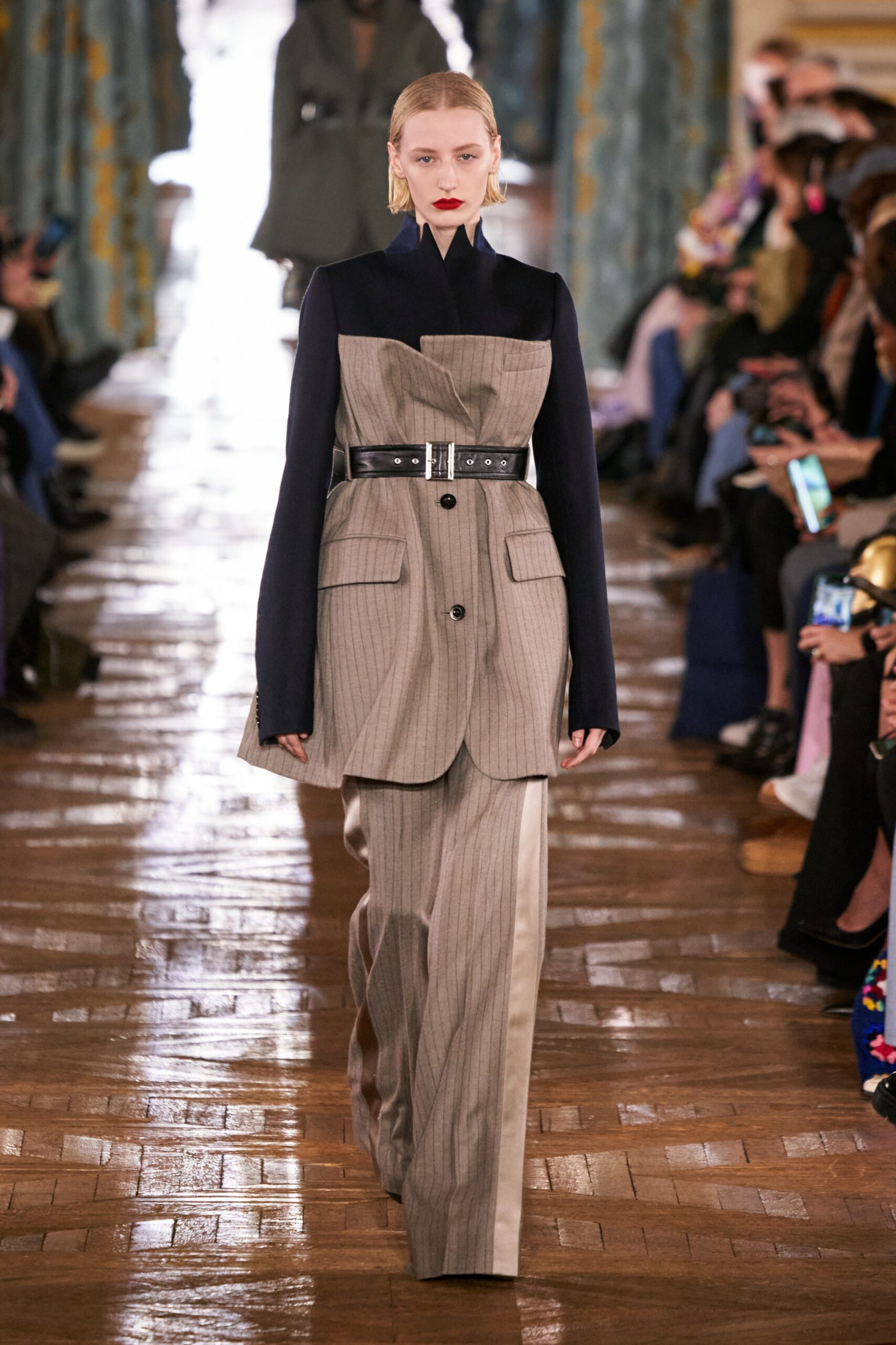 Sacai F/W 22 Look 27