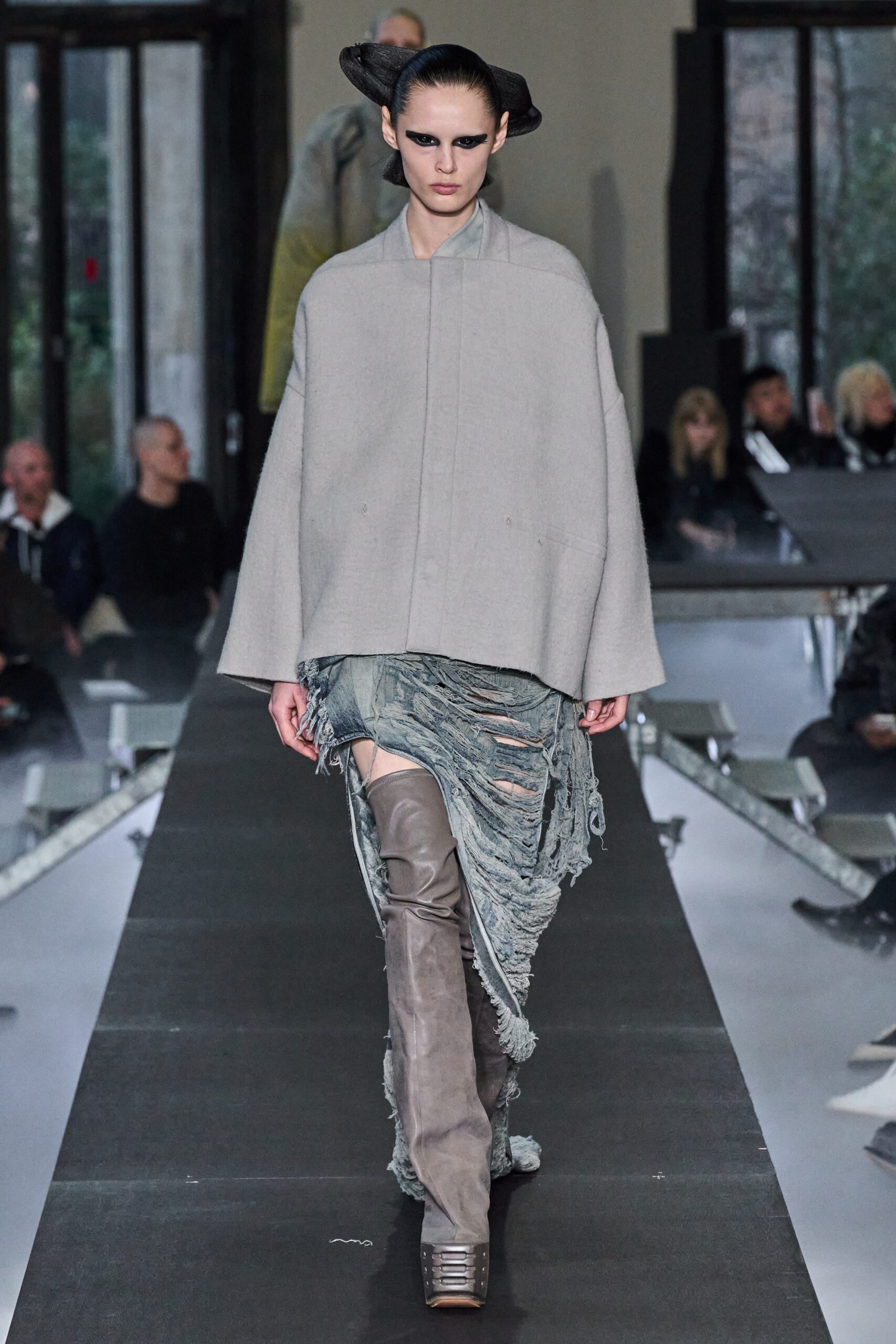 Rick Owens F/W 23 Look 28