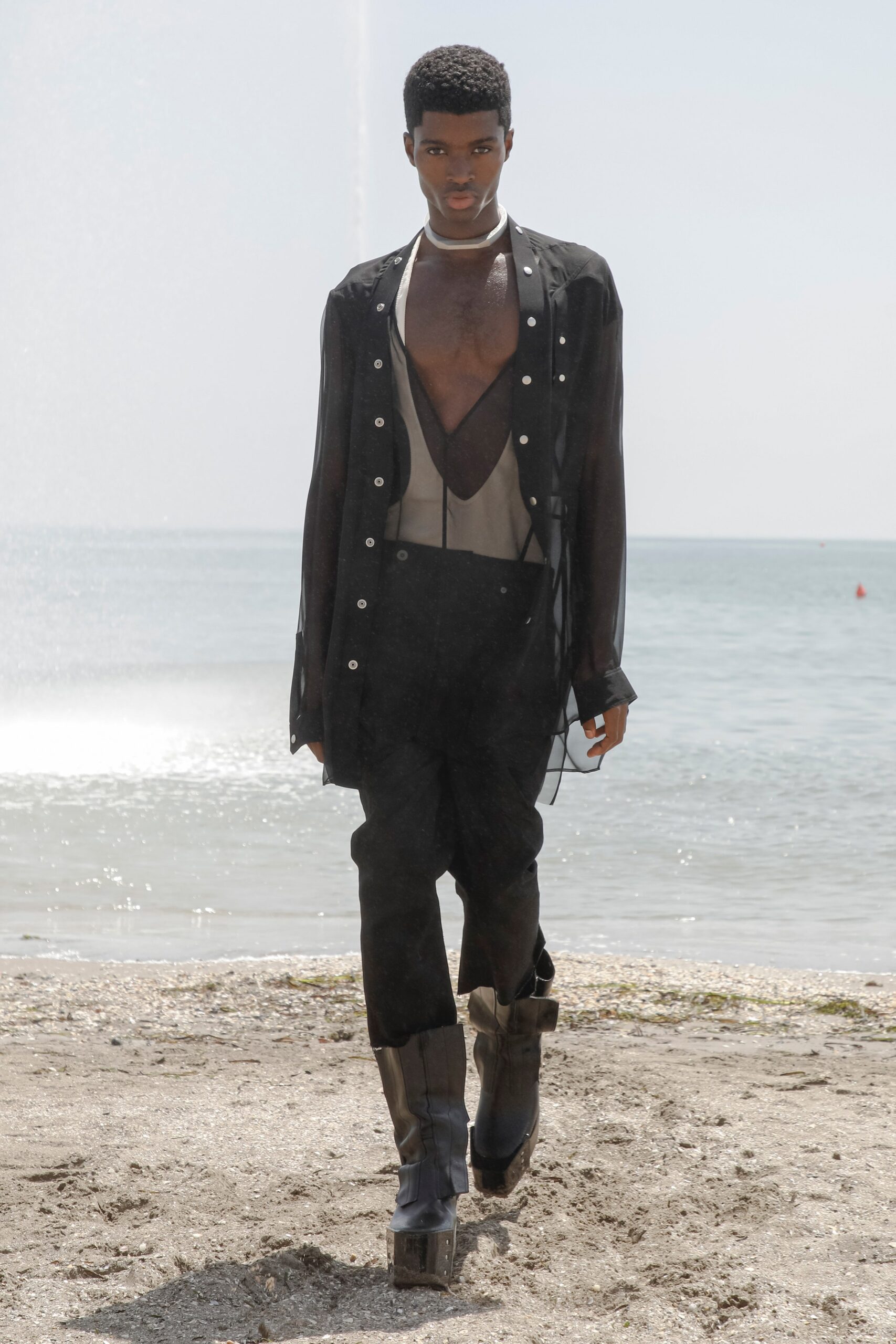 Rick Owens S/S 22 Menswear Look 29