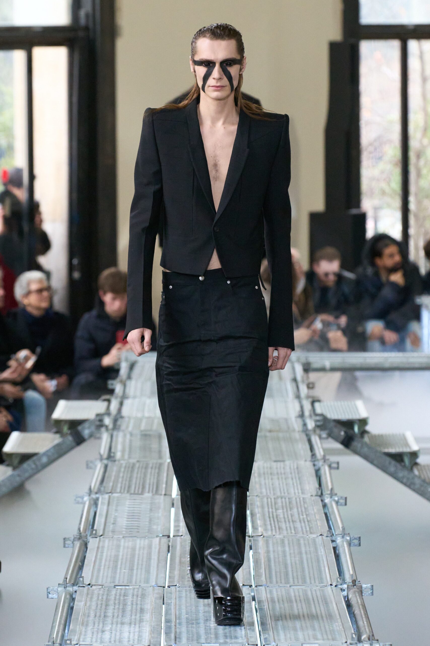 Rick Owens F/W 23 Menswear Look 30