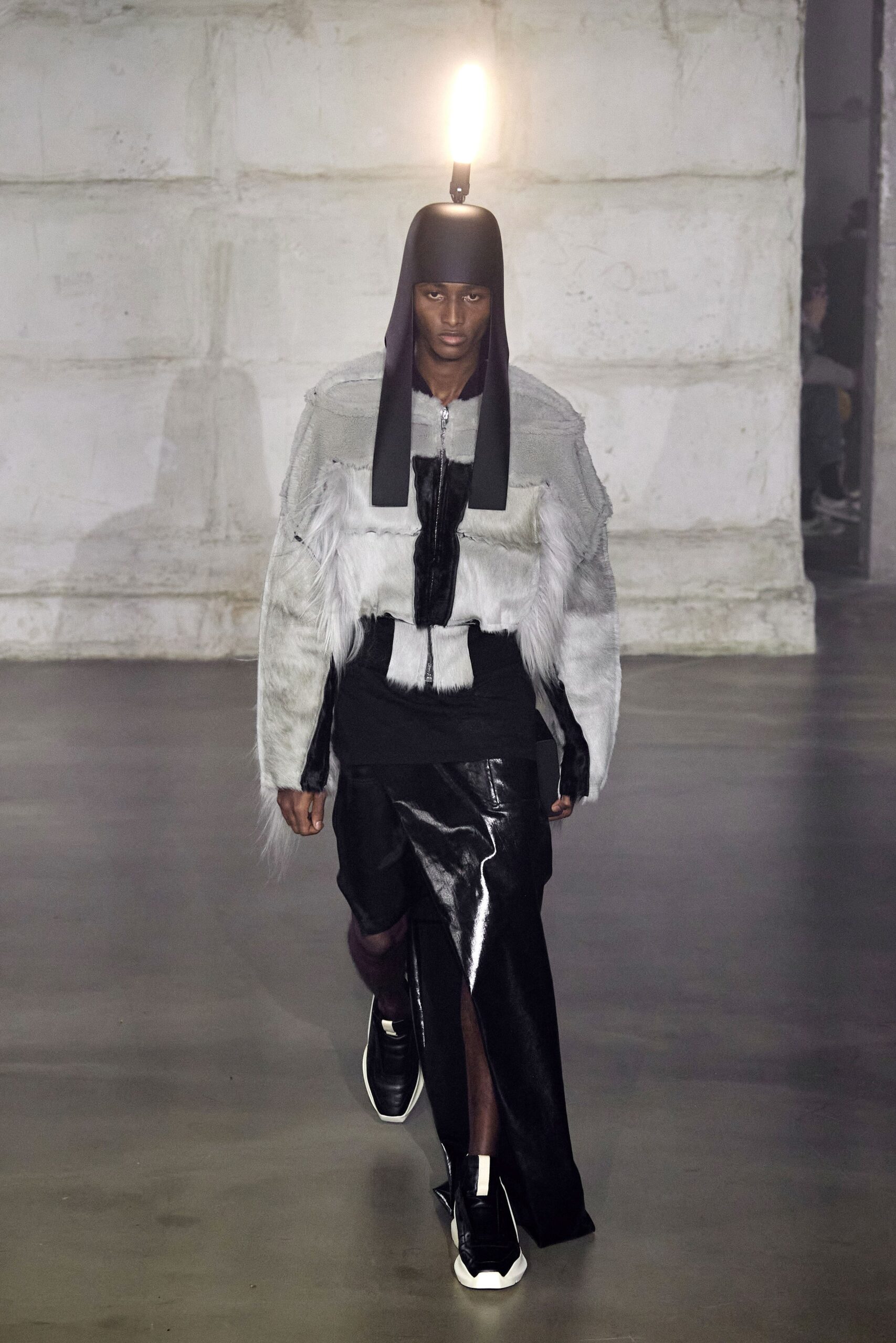 Rick Owens F/W 22 Menswear Look 31