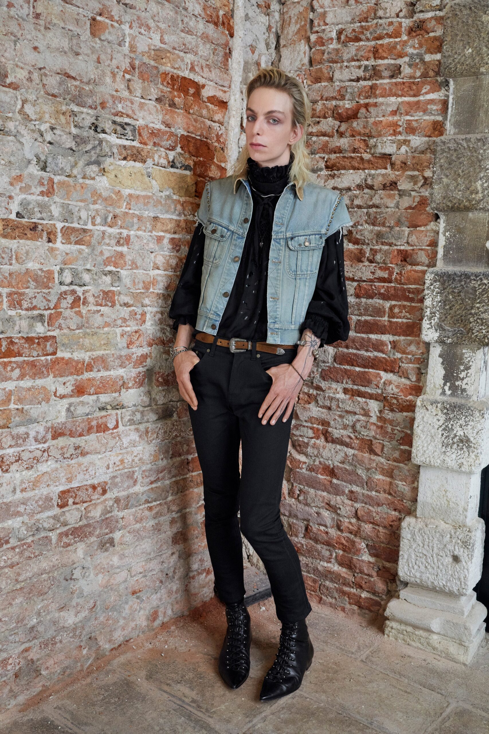 Saint Laurent S/S 22 Menswear Look 31