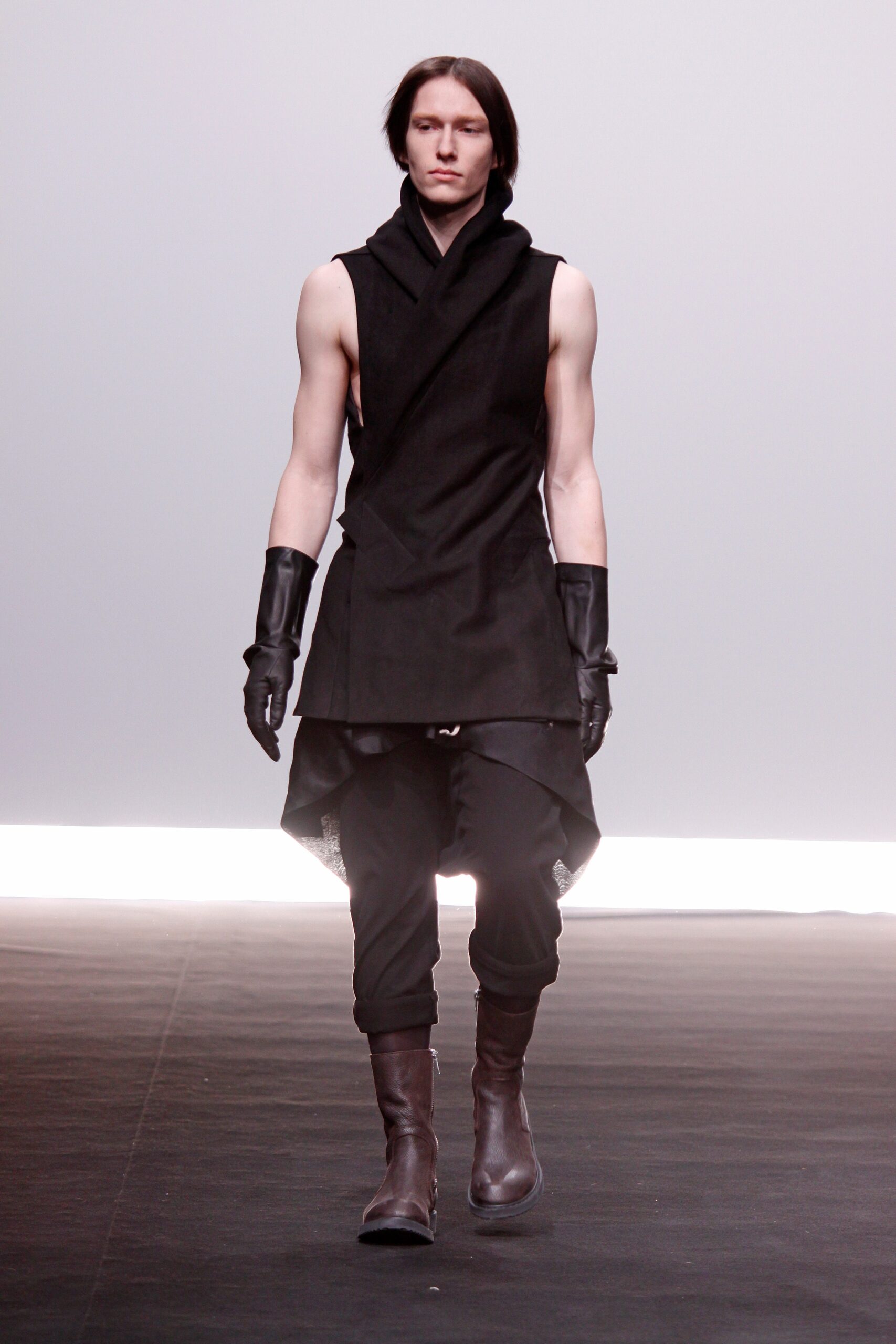 Rick Owens F/W 09 Menswear Look 32