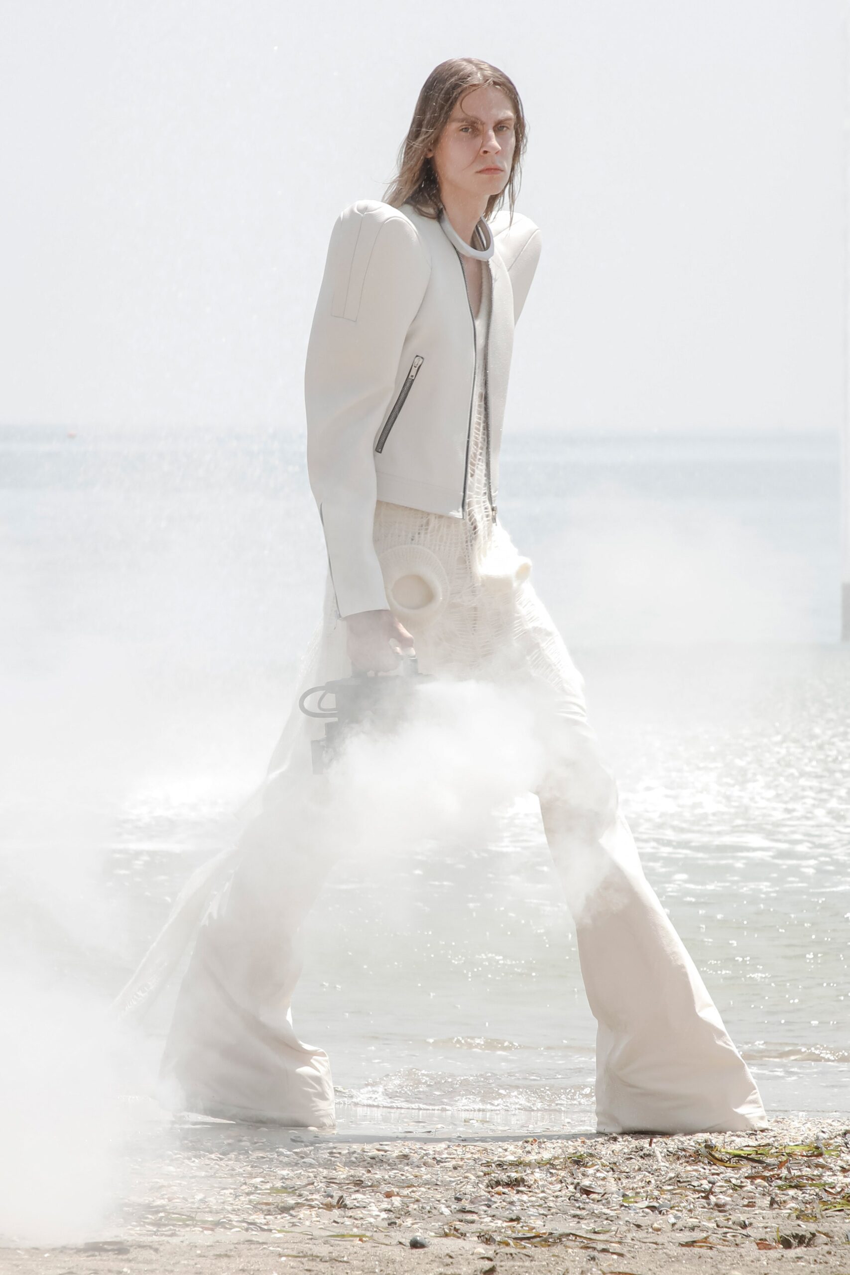 Rick Owens S/S 22 Menswear Look 32