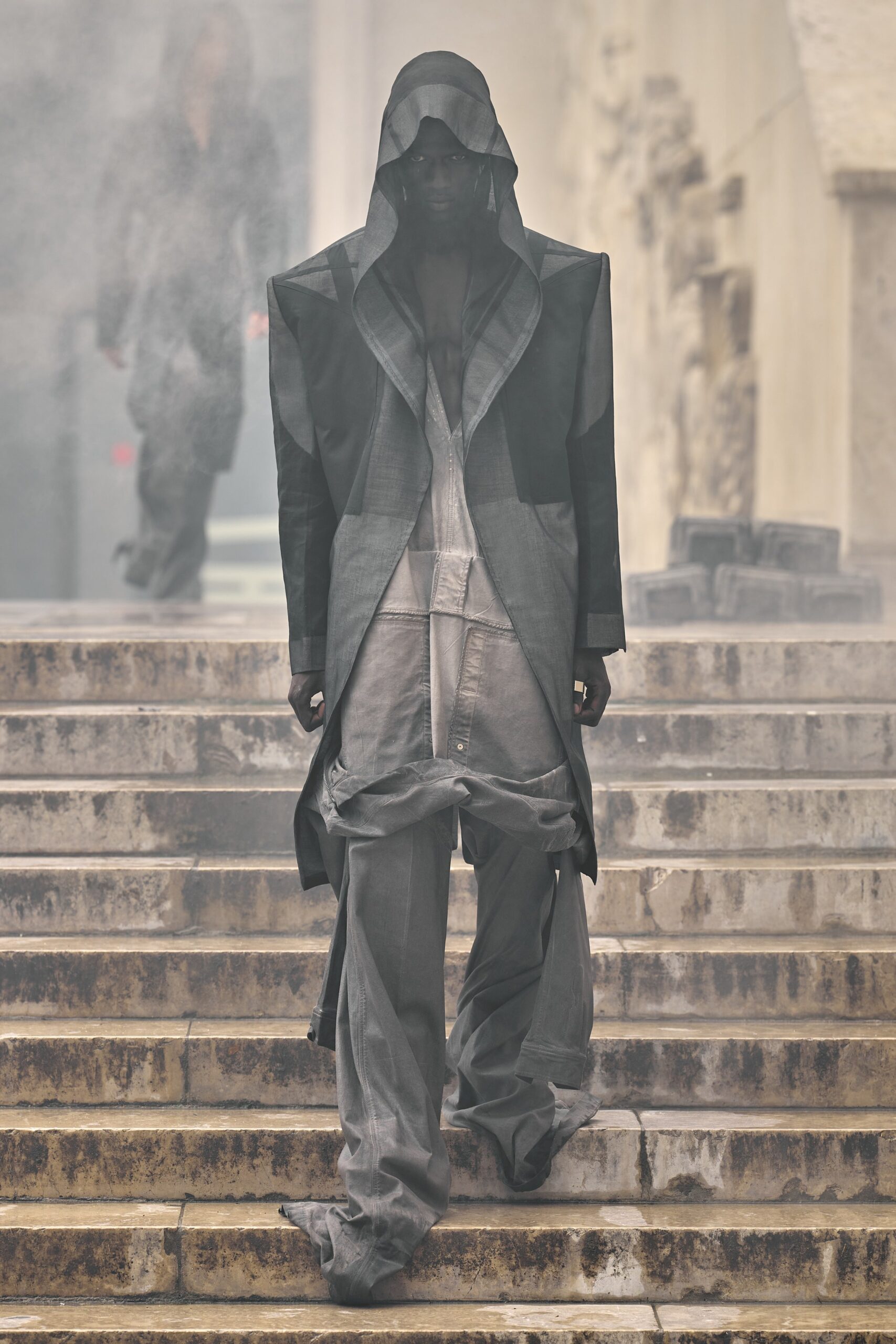 Rick Owens S/S 24 Menswear Look 32