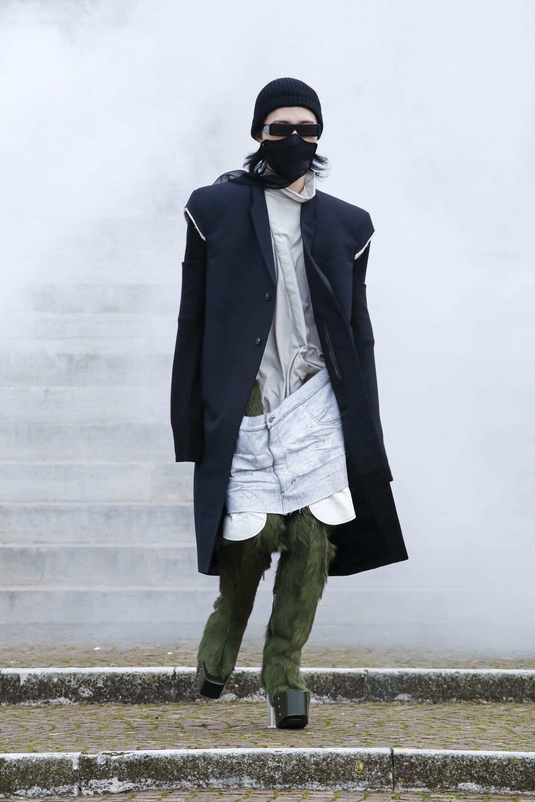 Rick Owens F/W 21 Menswear Look 33
