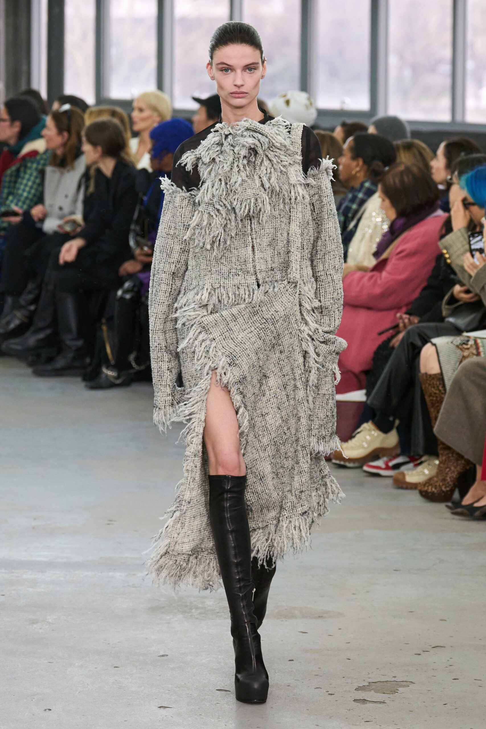 Sacai F/W 23 Look 33