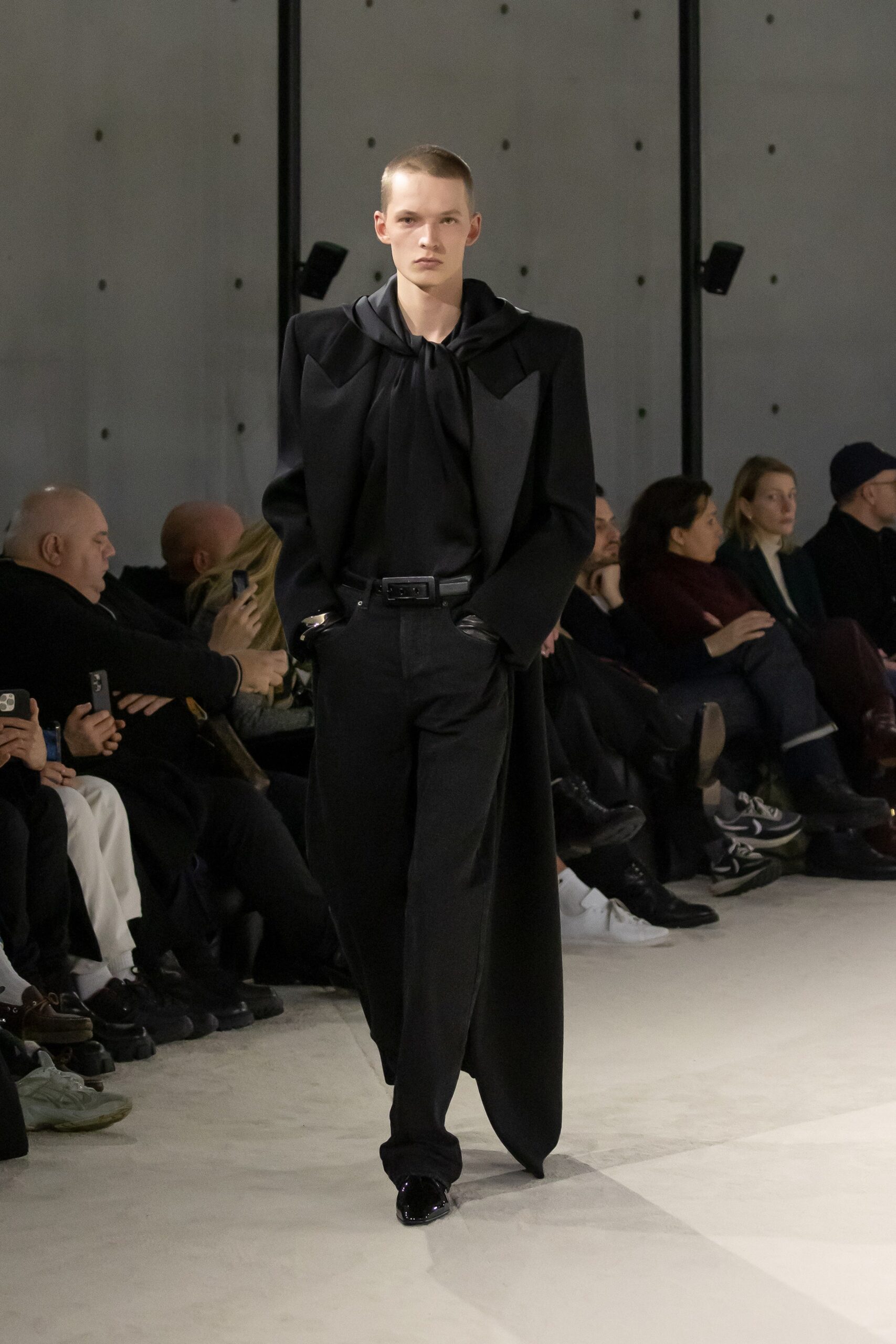 Saint Laurent F/W 23 Menswear Look 34