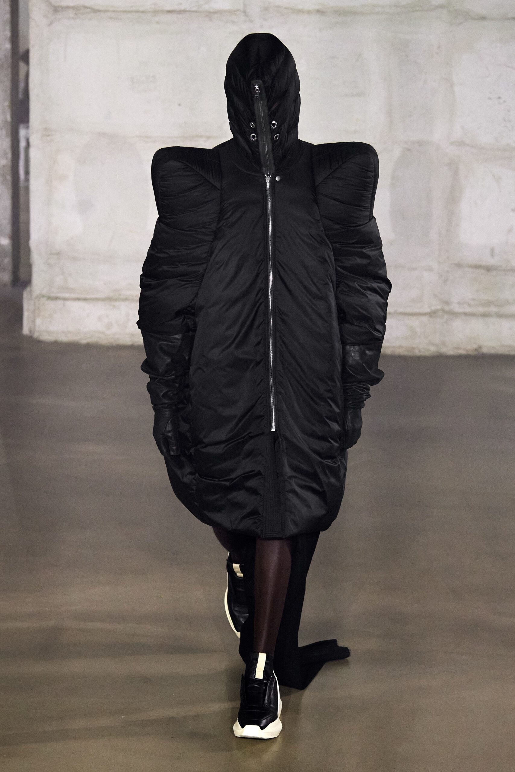 Rick Owens F/W 22 Menswear Look 36