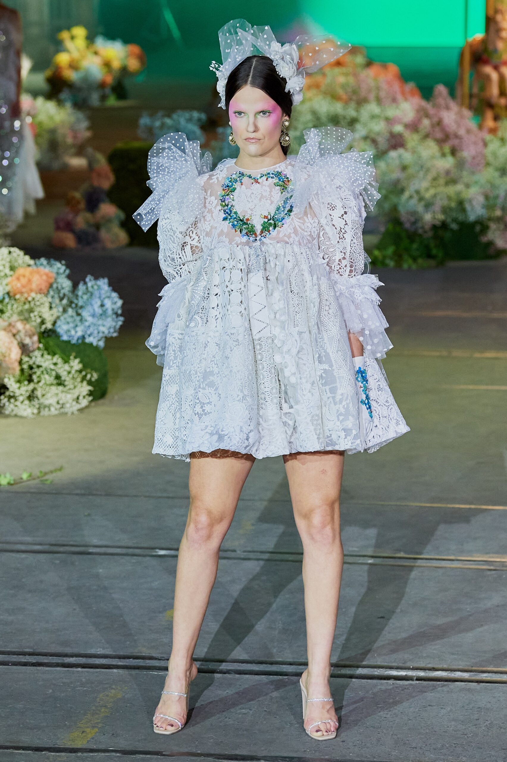 Romance Was Born Australia Resort 22 Look 36
