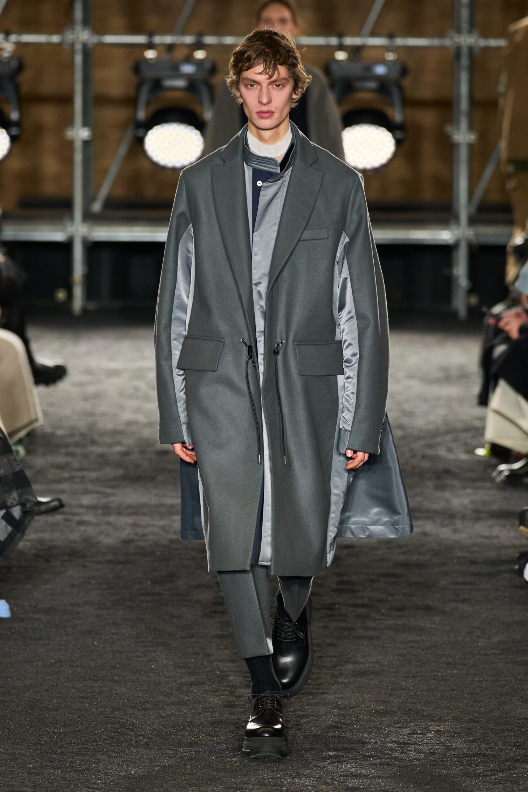 Sacai F/W 23 Look 36