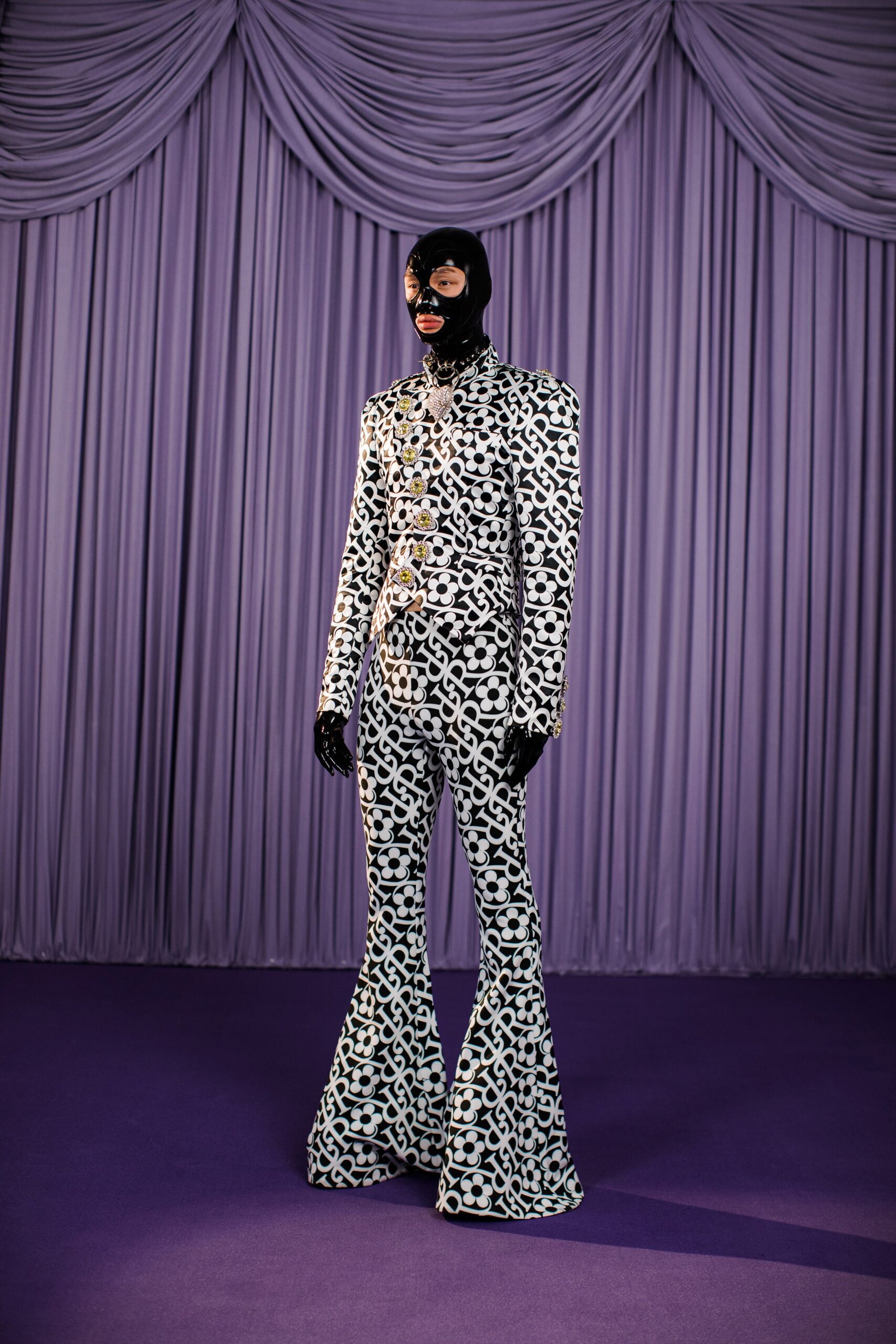 Richard Quinn F/W 21 Look 37