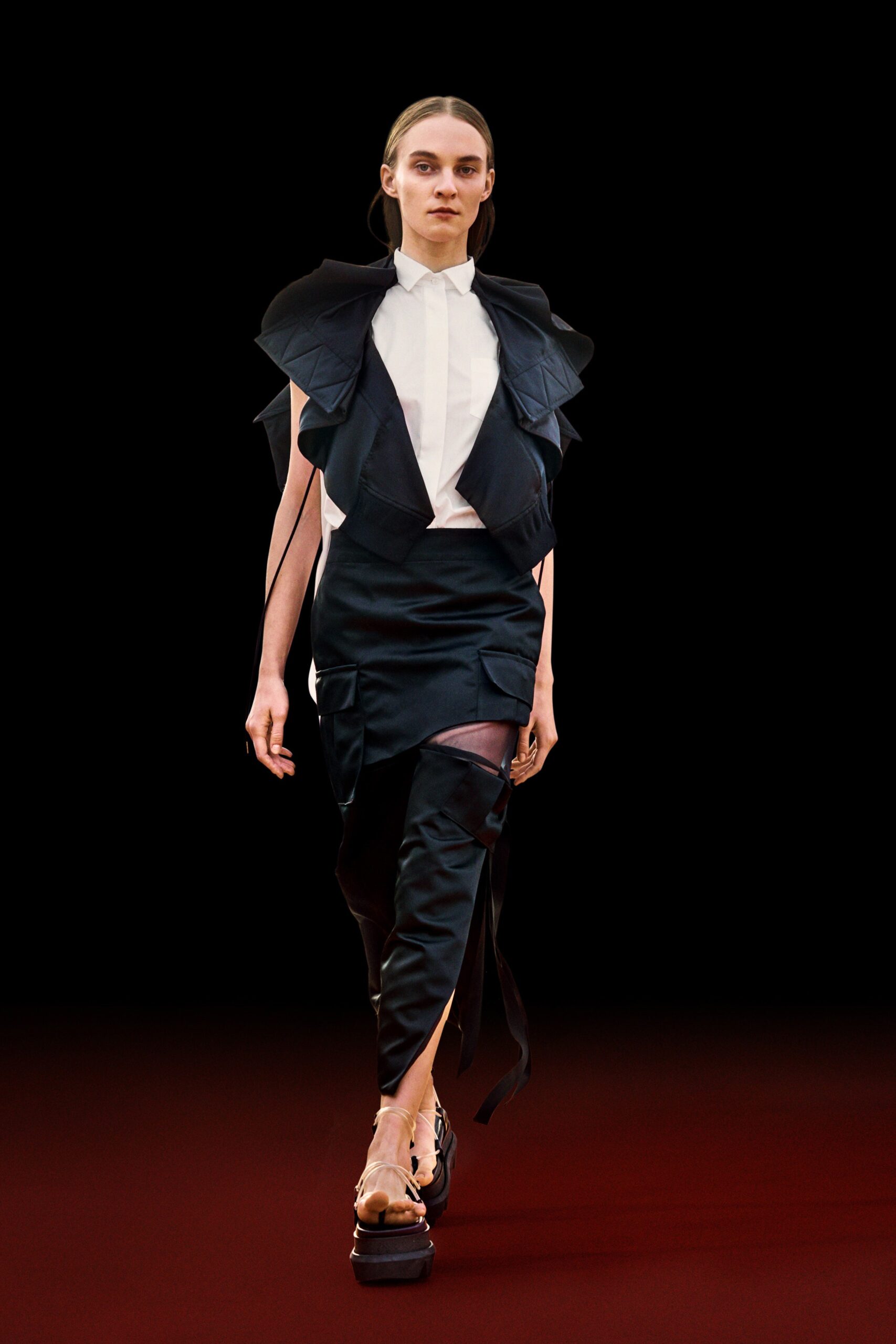 Sacai S/S 22 Look 37