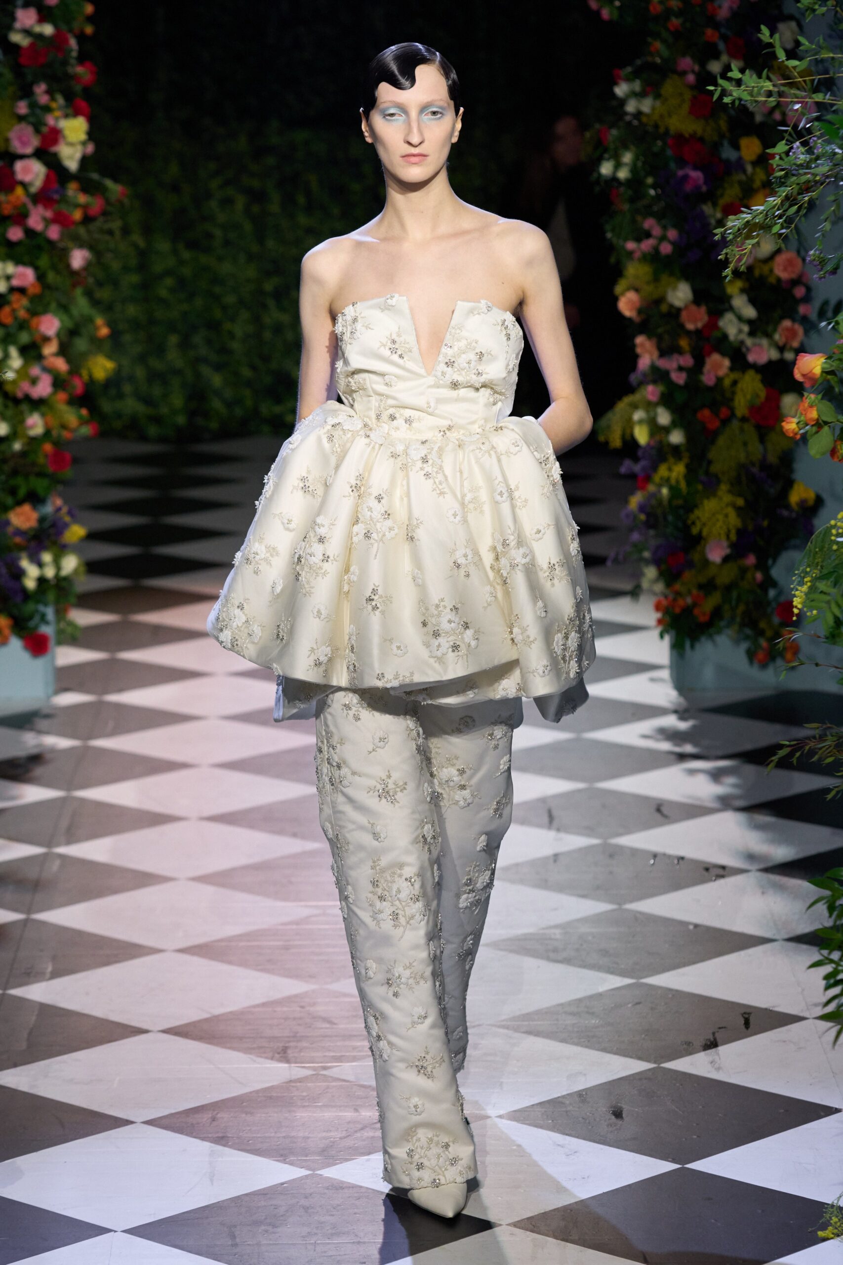 Richard Quinn F/W 23 Look 37