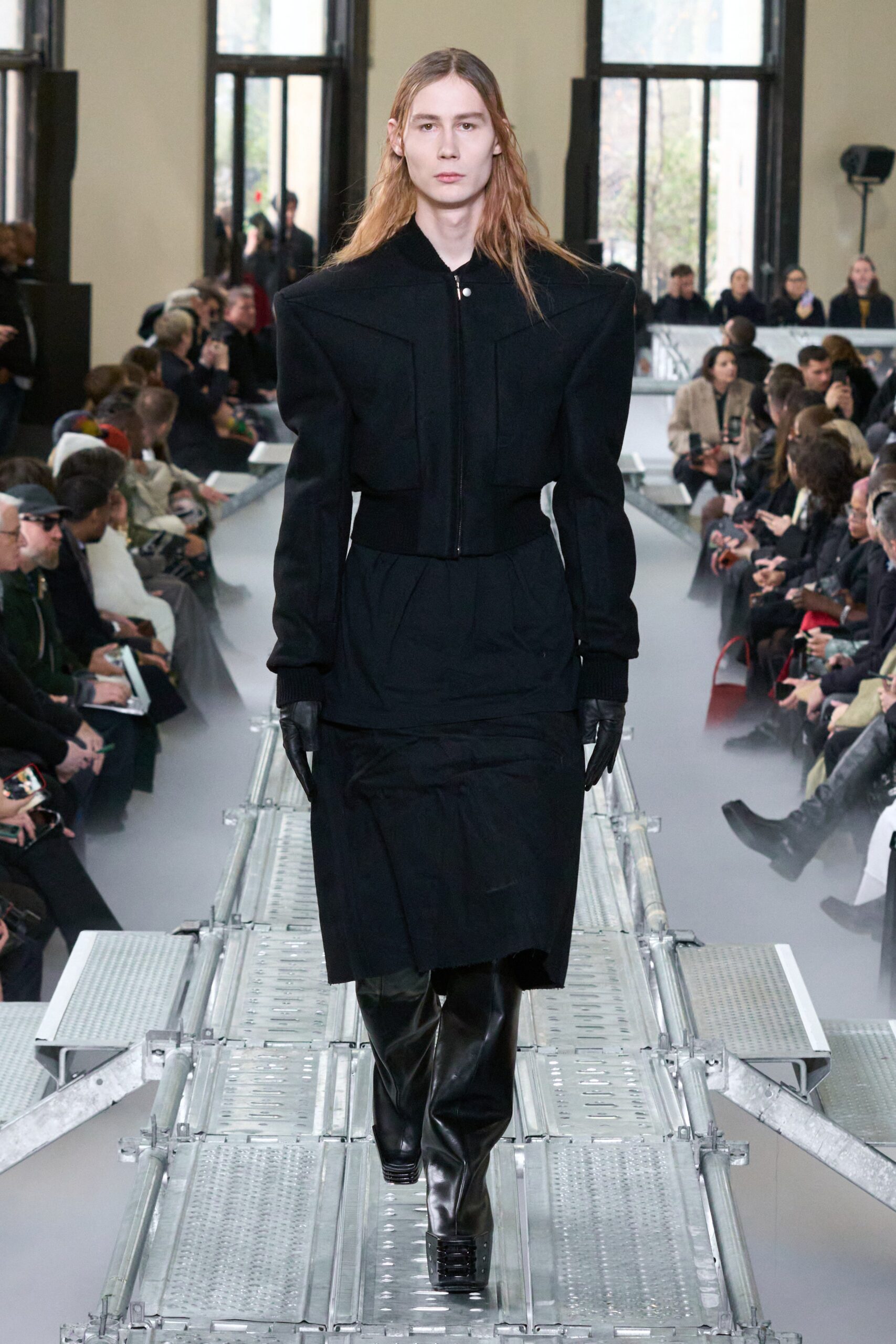 Rick Owens F/W 23 Menswear Look 37