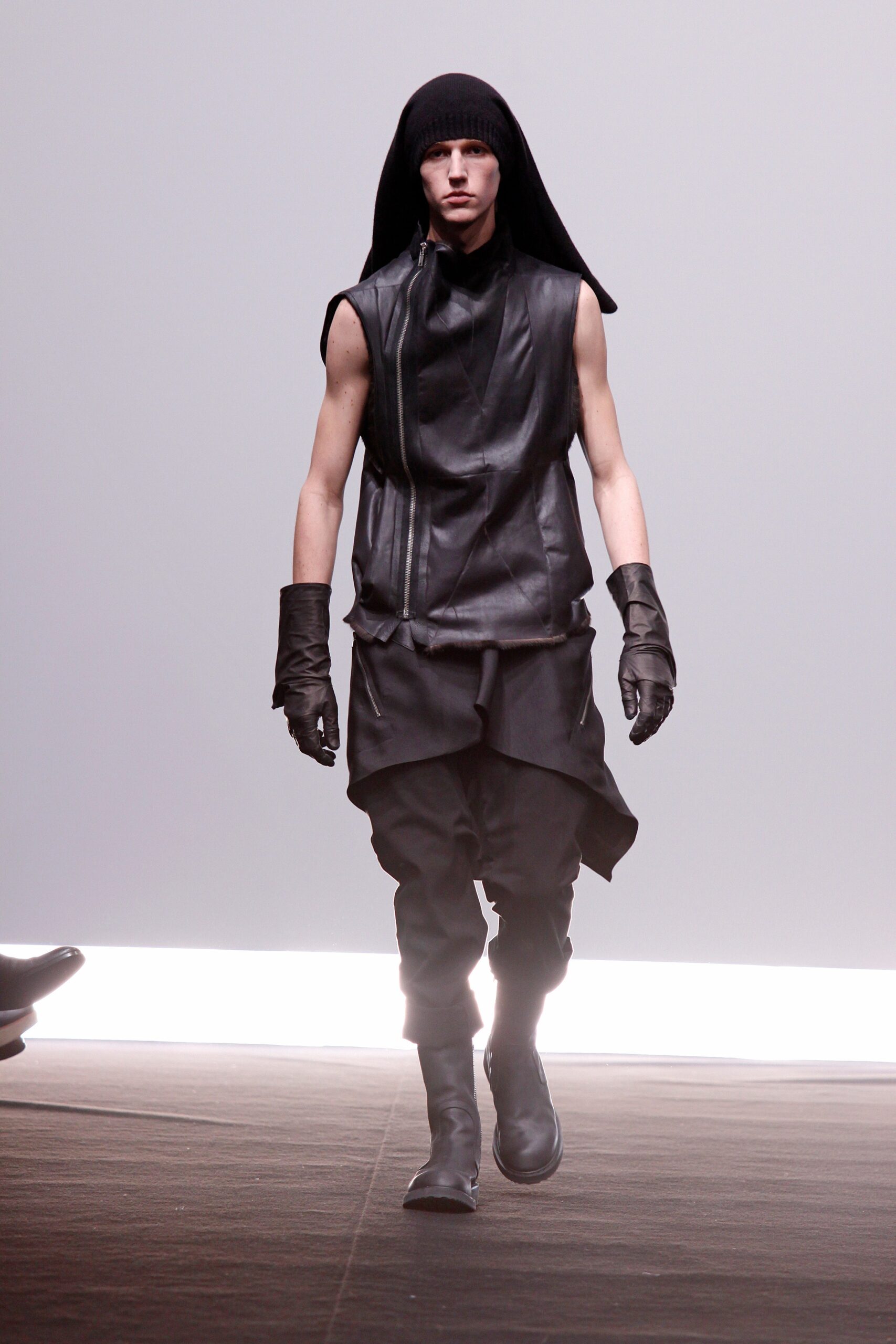 Rick Owens F/W 09 Menswear Look 38
