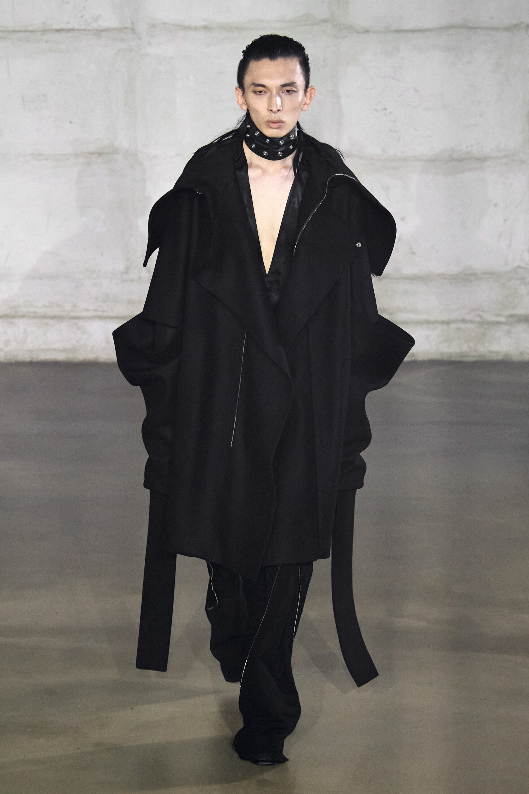 Rick Owens F/W 22 Menswear Look 38