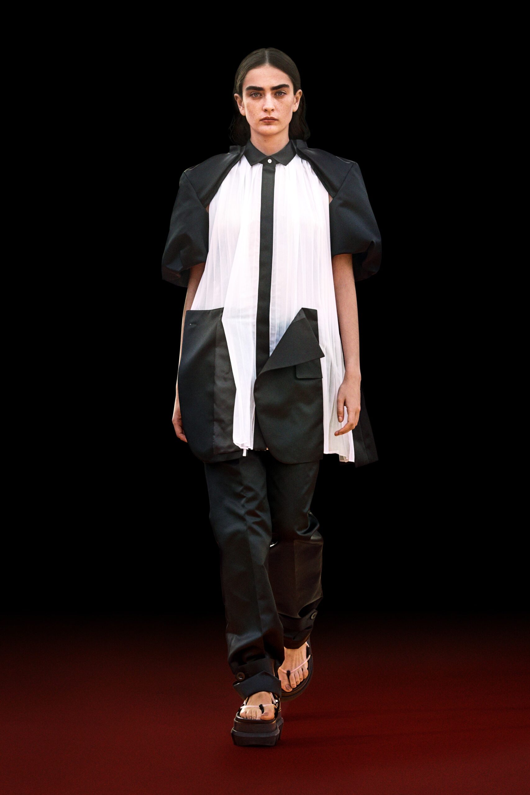 Sacai S/S 22 Look 38
