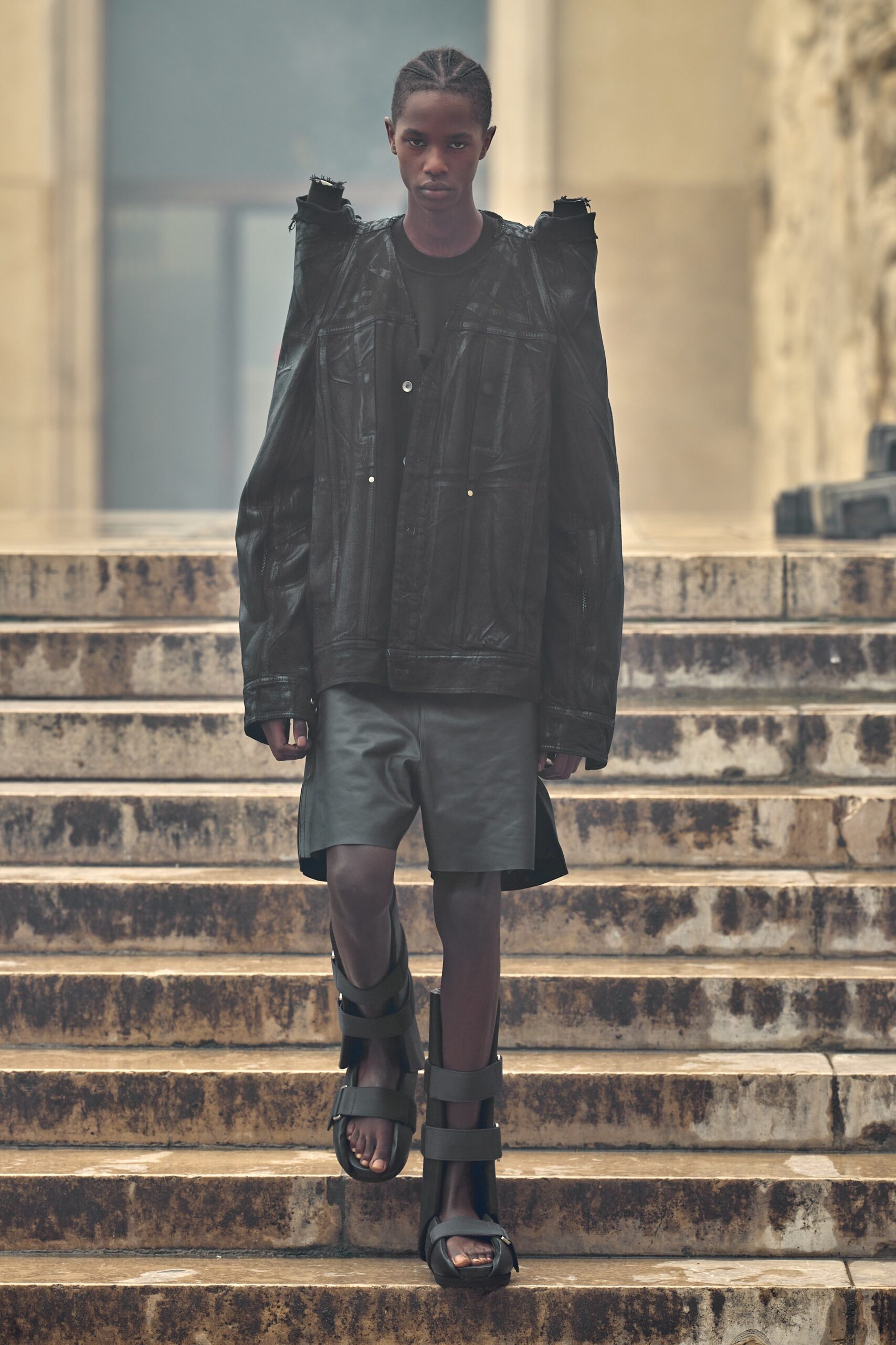 Rick Owens S/S 24 Menswear Look 38