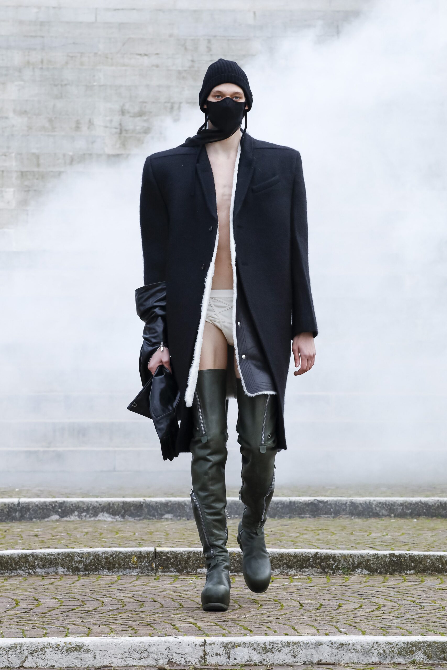 Rick Owens F/W 21 Menswear Look 39