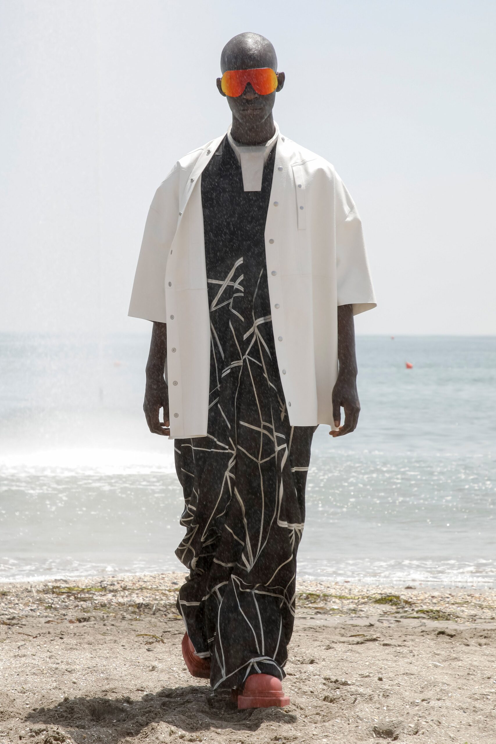 Rick Owens S/S 22 Menswear Look 39