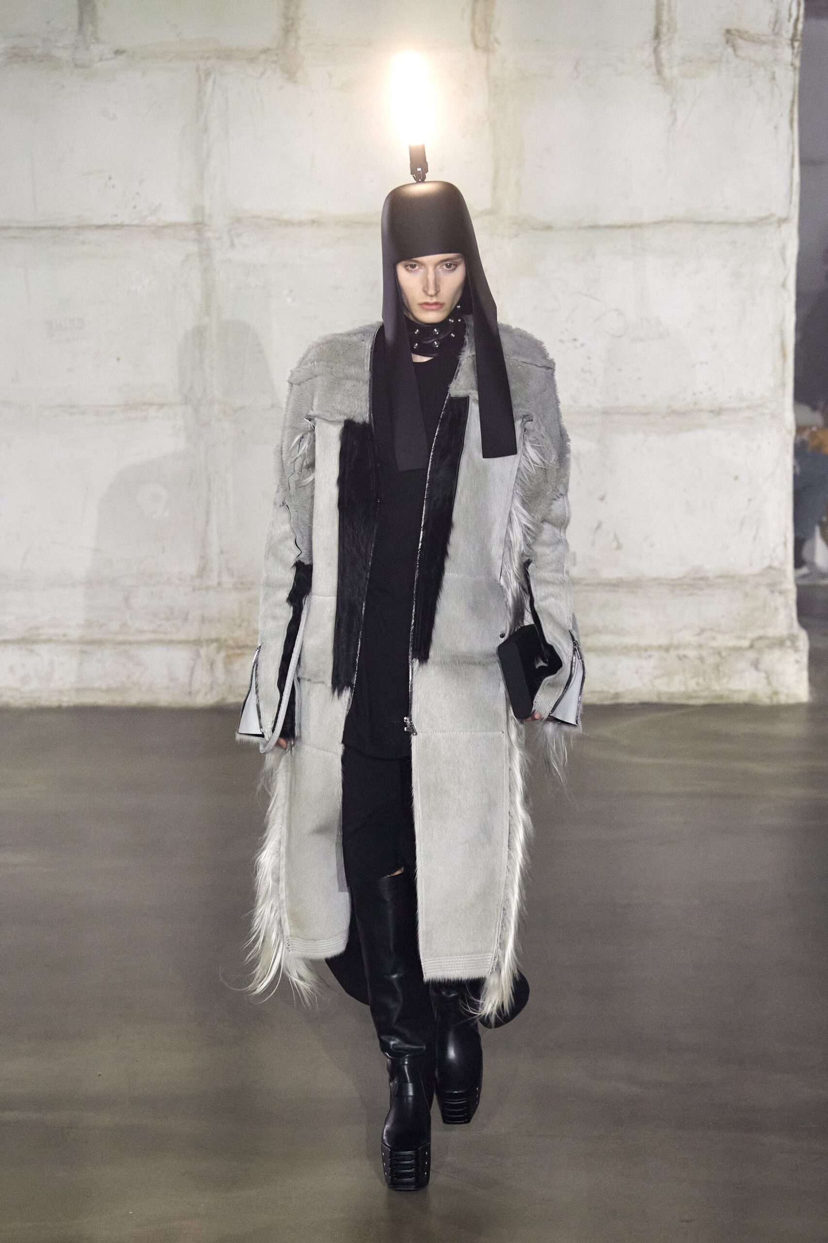 Rick Owens F/W 22 Menswear Look 40