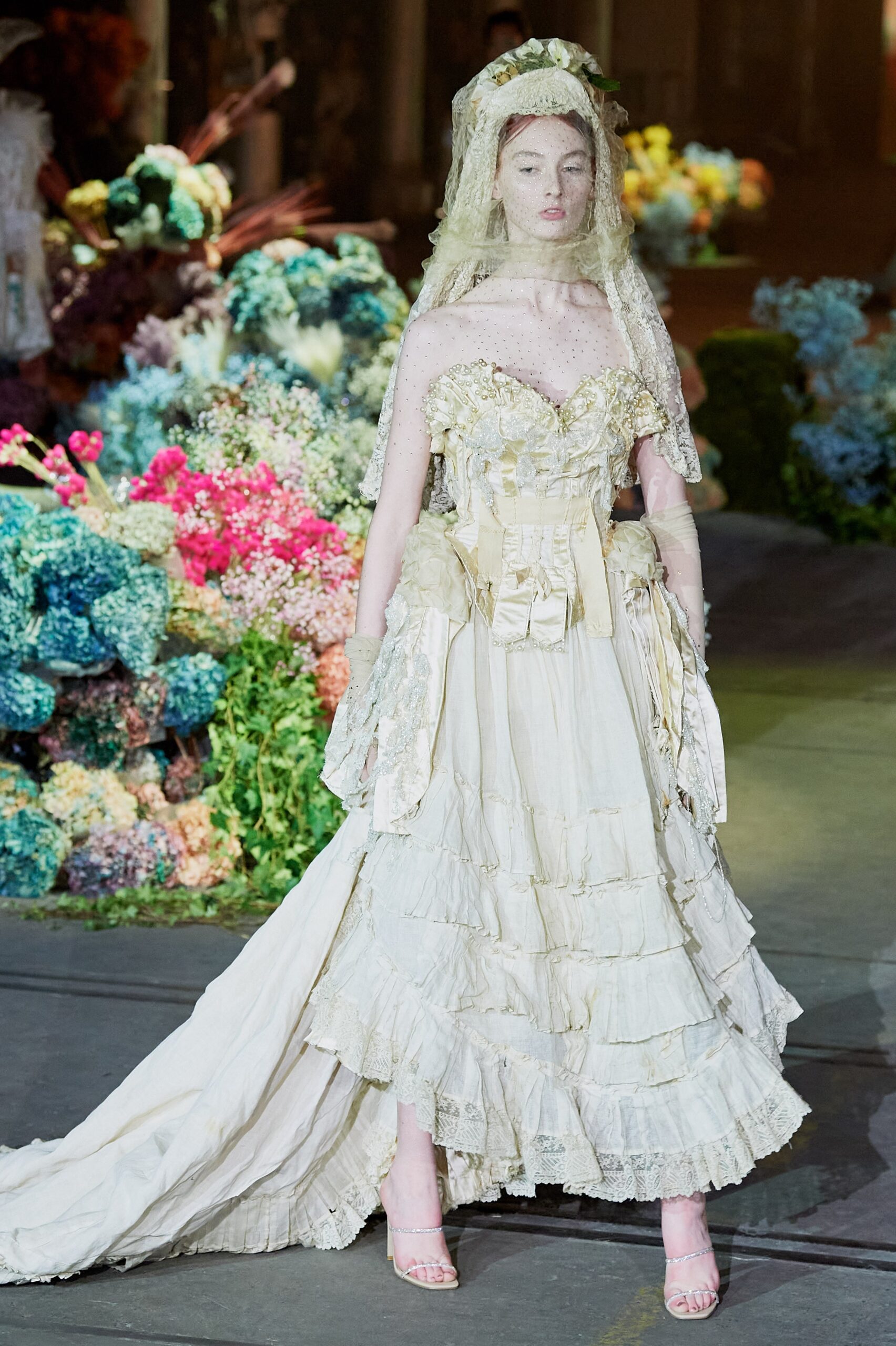 Romance Was Born Australia Resort 22 Look 41