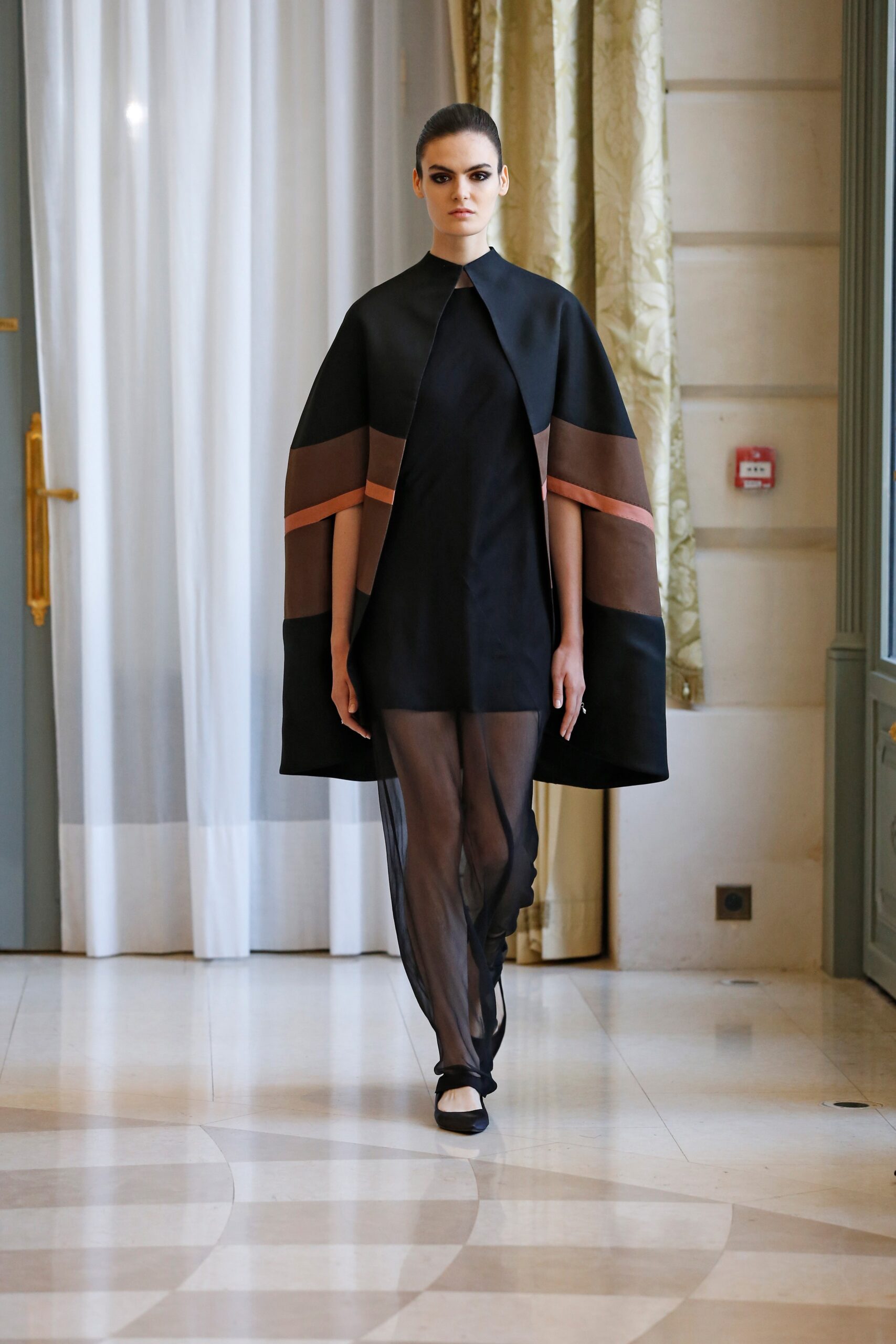 RR331 F/W 19 Couture Look 24