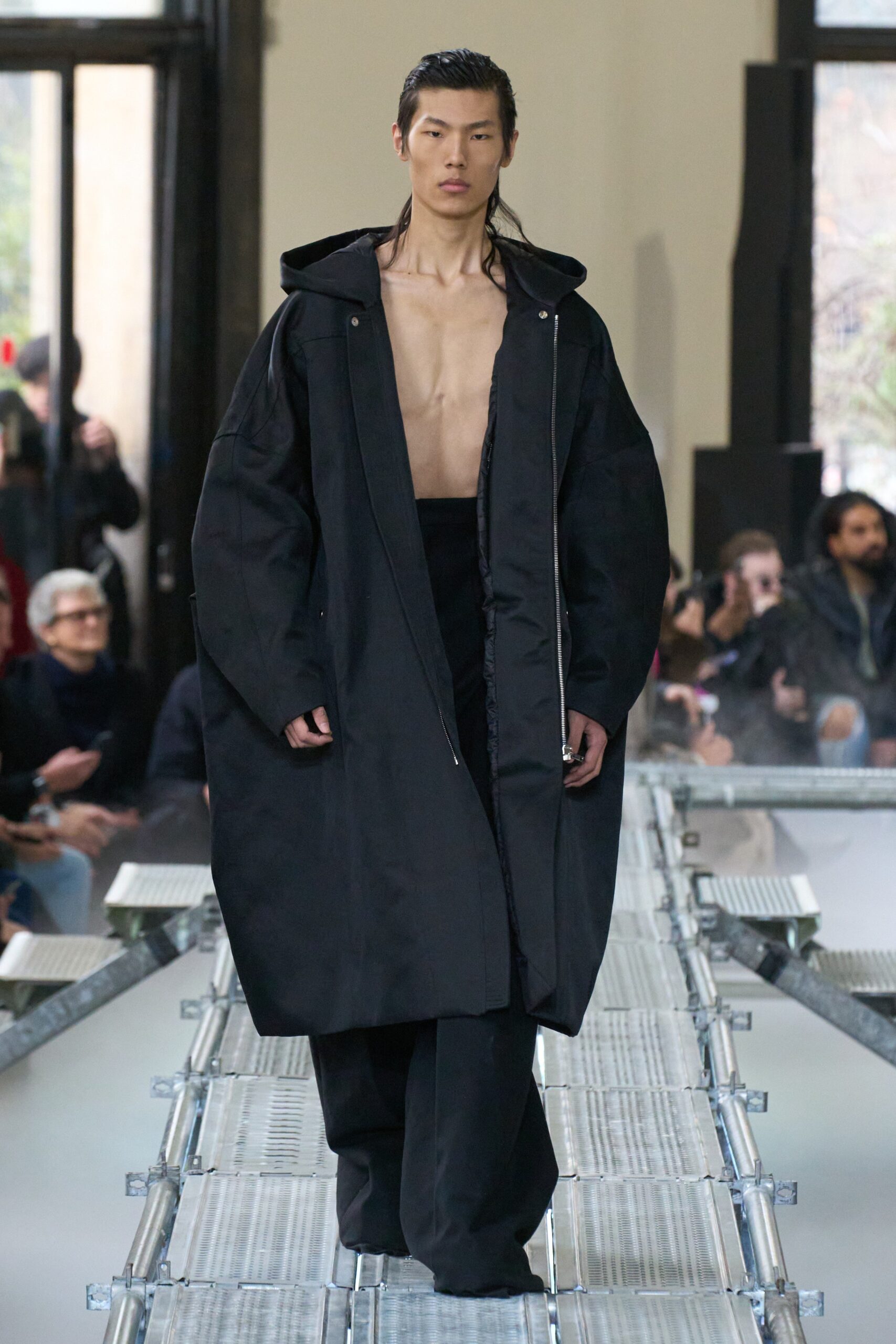 Rick Owens F/W 23 Menswear Look 44