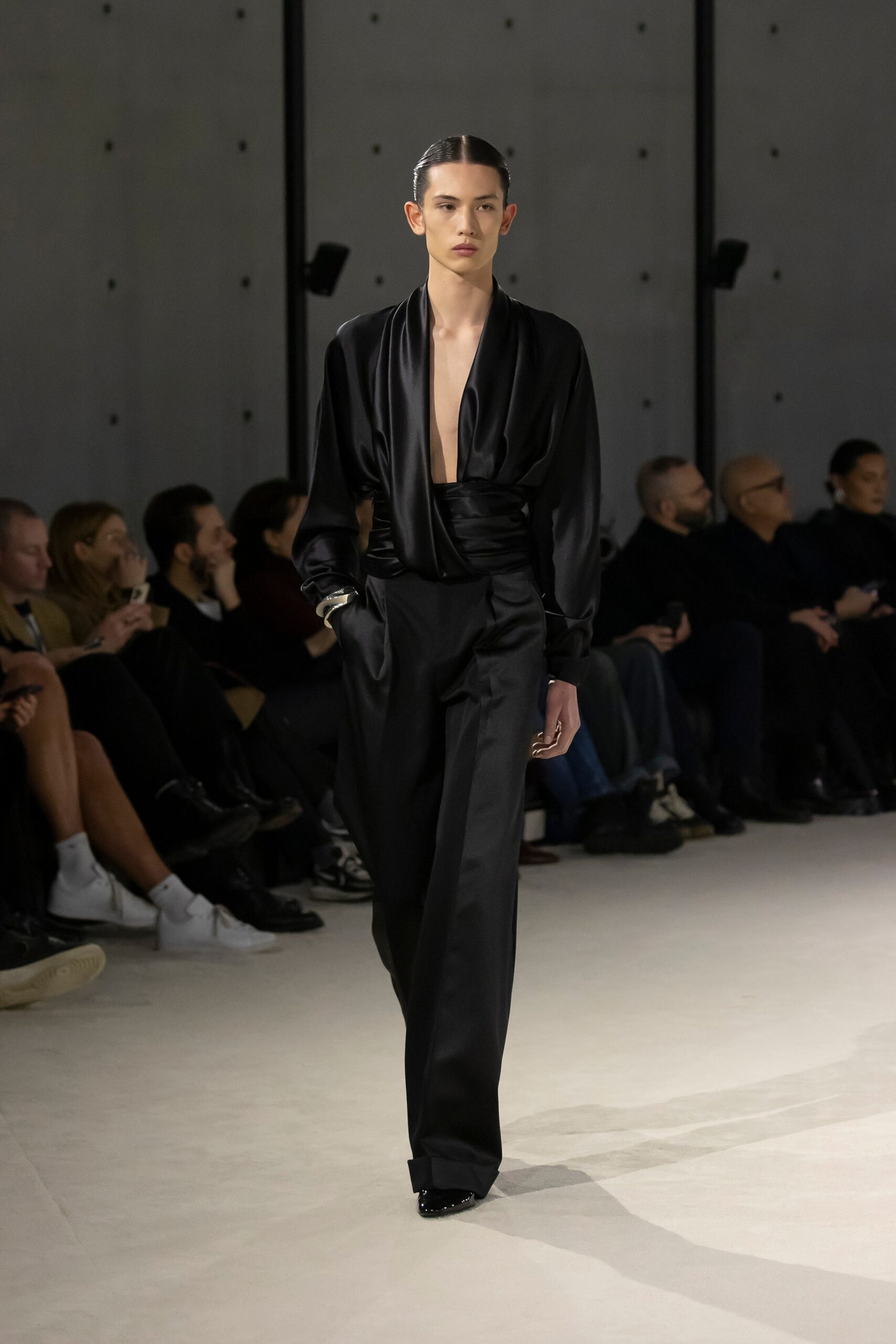 Saint Laurent F/W 23 Menswear Look 46