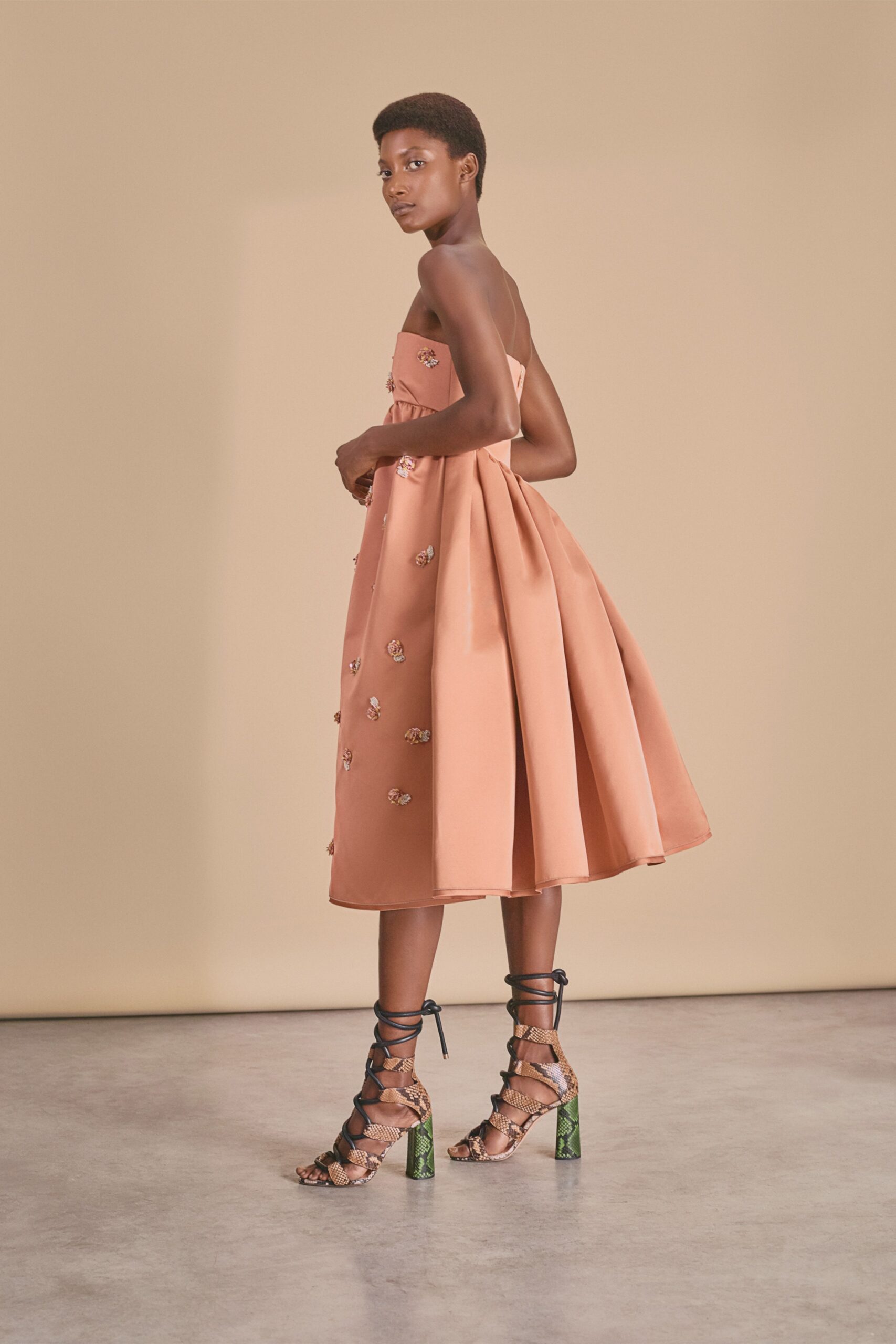 Rochas Resort 19 Look 49