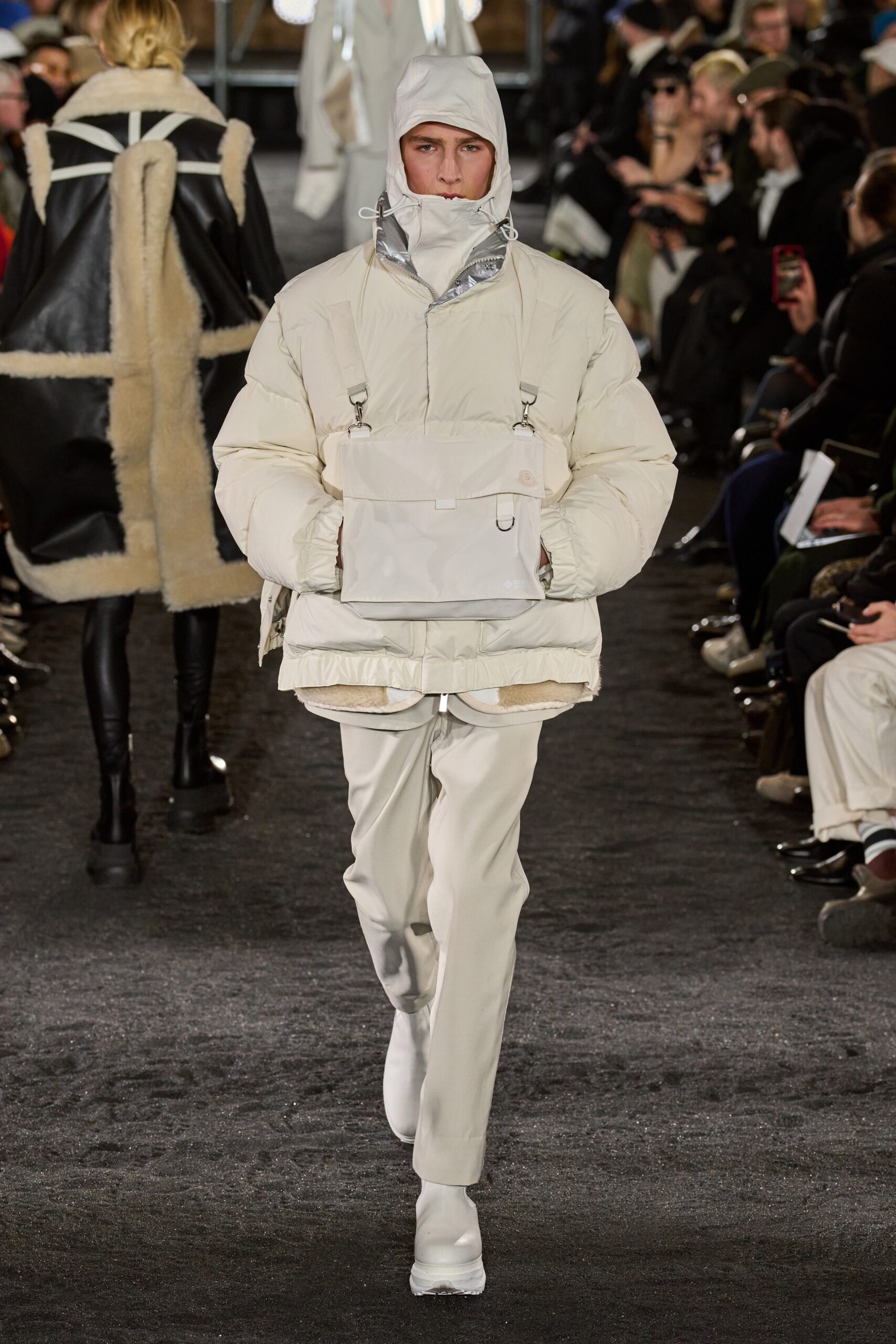 Sacai F/W 23 Menswear Look 61